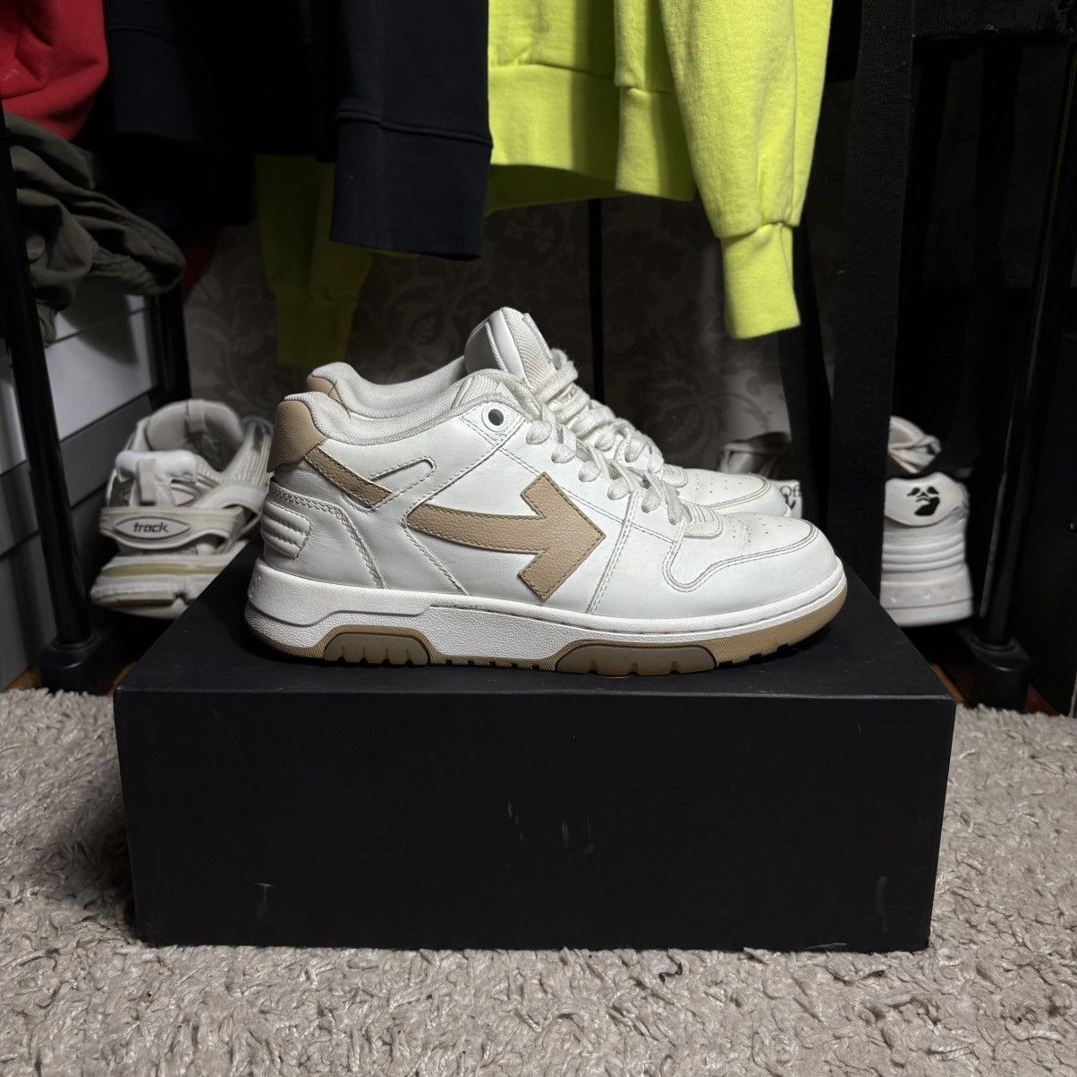 Off-White Off-White out of office Size US 7.5 / IT 37.5 - 1 Thumbnail