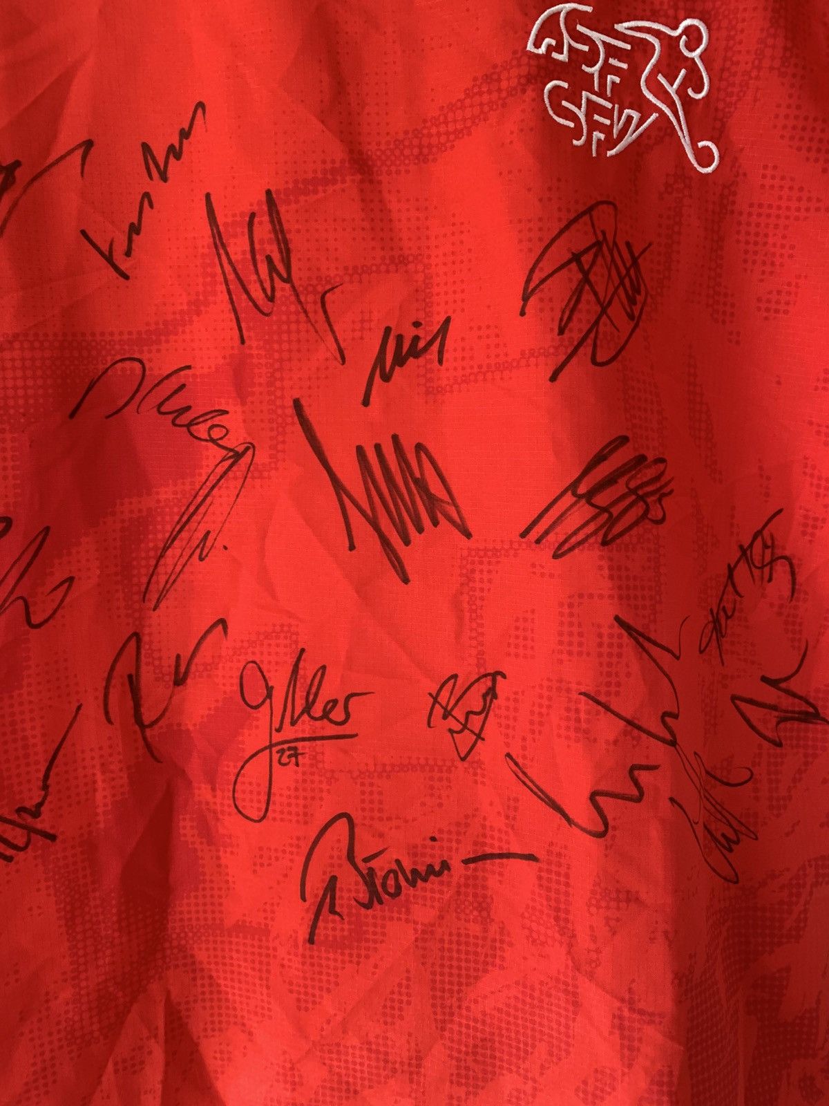 Puma 🔥PUMA SWITZERLAND 2006 2007 SIGNED PLAYERS TRIKOT JERSEY SWI Size US M / EU 48-50 / 2 - 8 Thumbnail