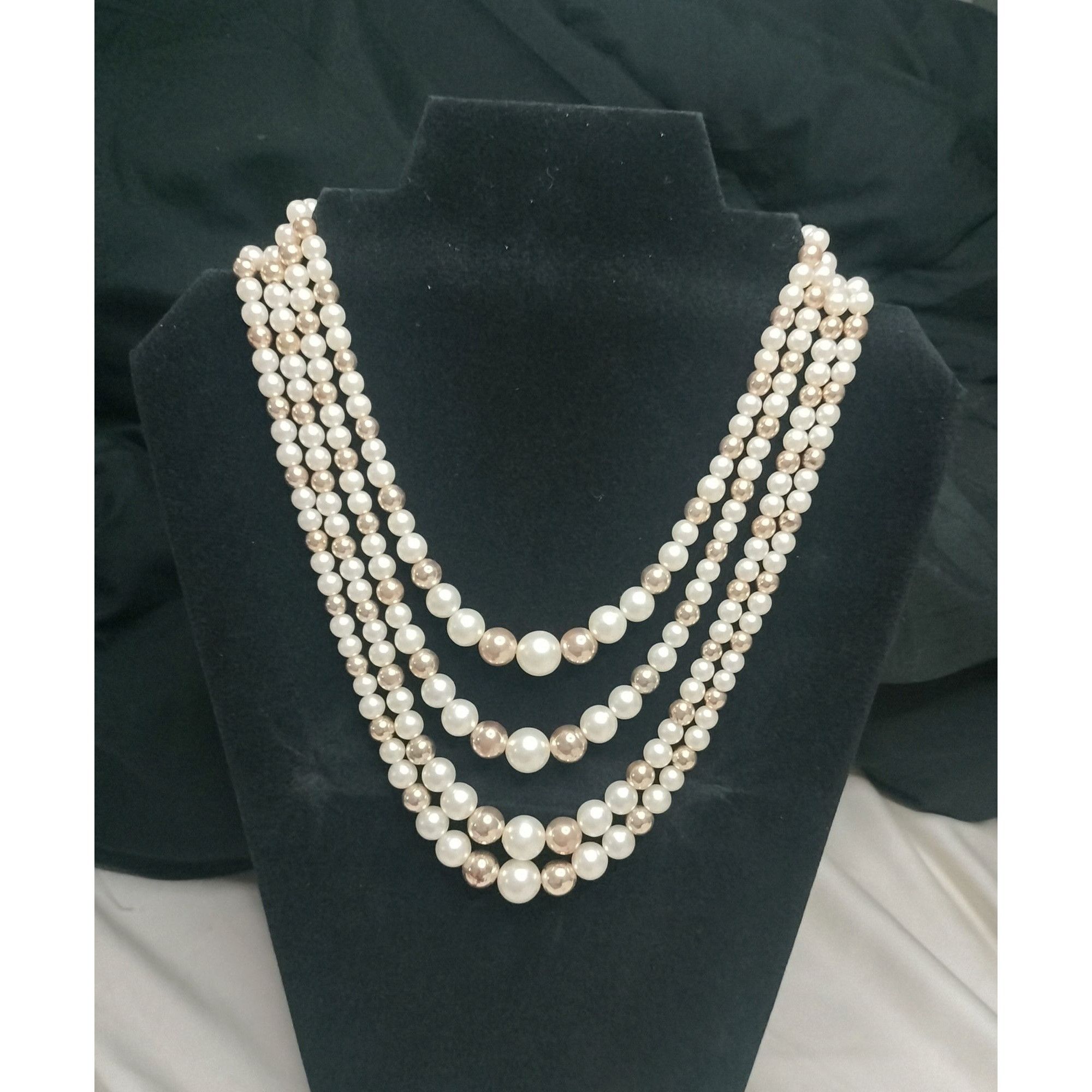 Vintage Vintage Multi Strand Faux Pearl Necklace White Gold Tone Dec Size ONE SIZE - 10 Thumbnail
