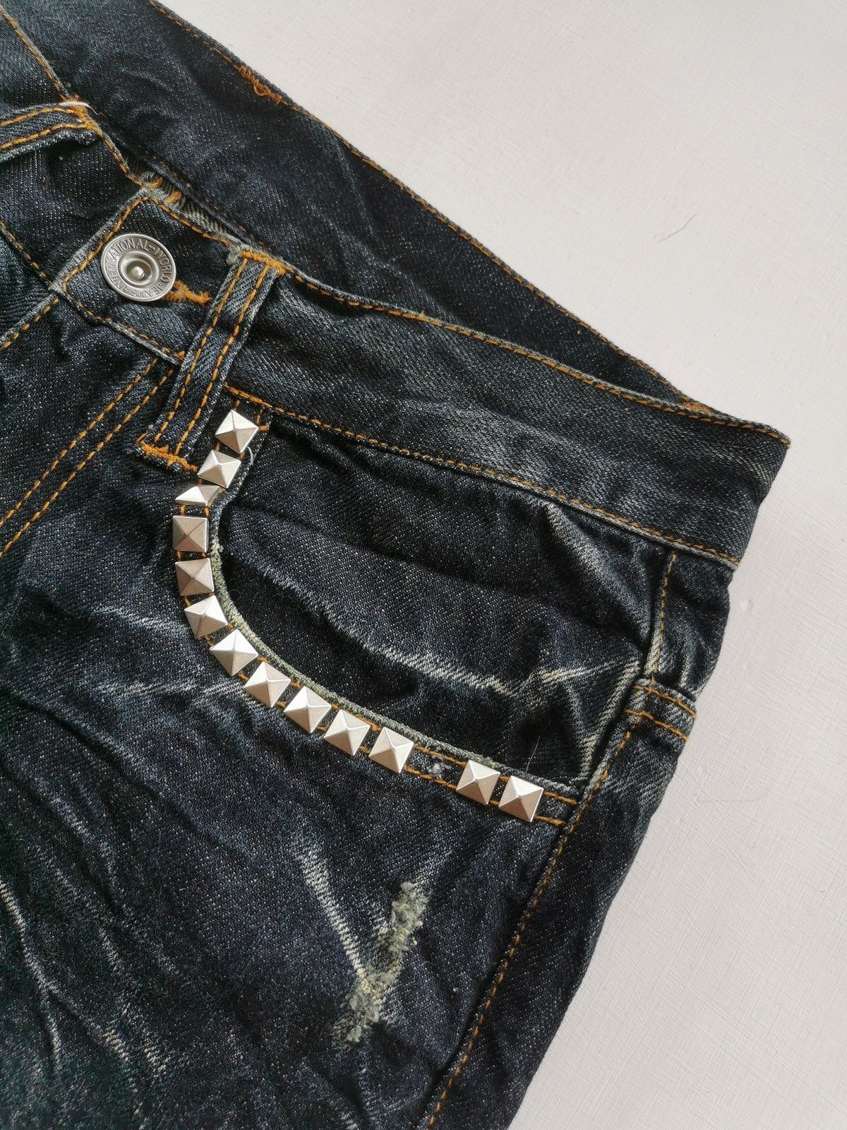 Japanese Brand Distressed Punk Zipper Studded Denim Jeans Size US 28 / EU 44 - 4 Thumbnail