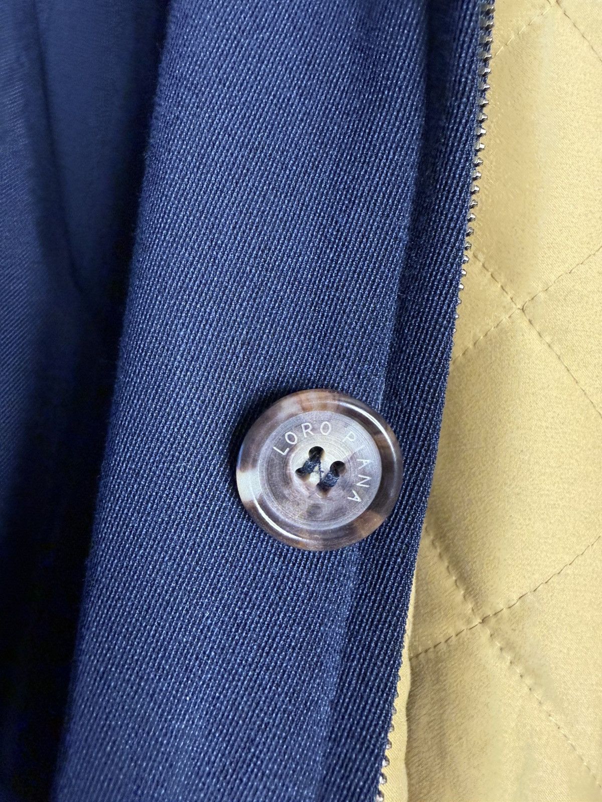 Loro Piana Luxury Loro Piana Storm System Navy Quilted Jacket Size US L / EU 52-54 / 3 - 6 Thumbnail