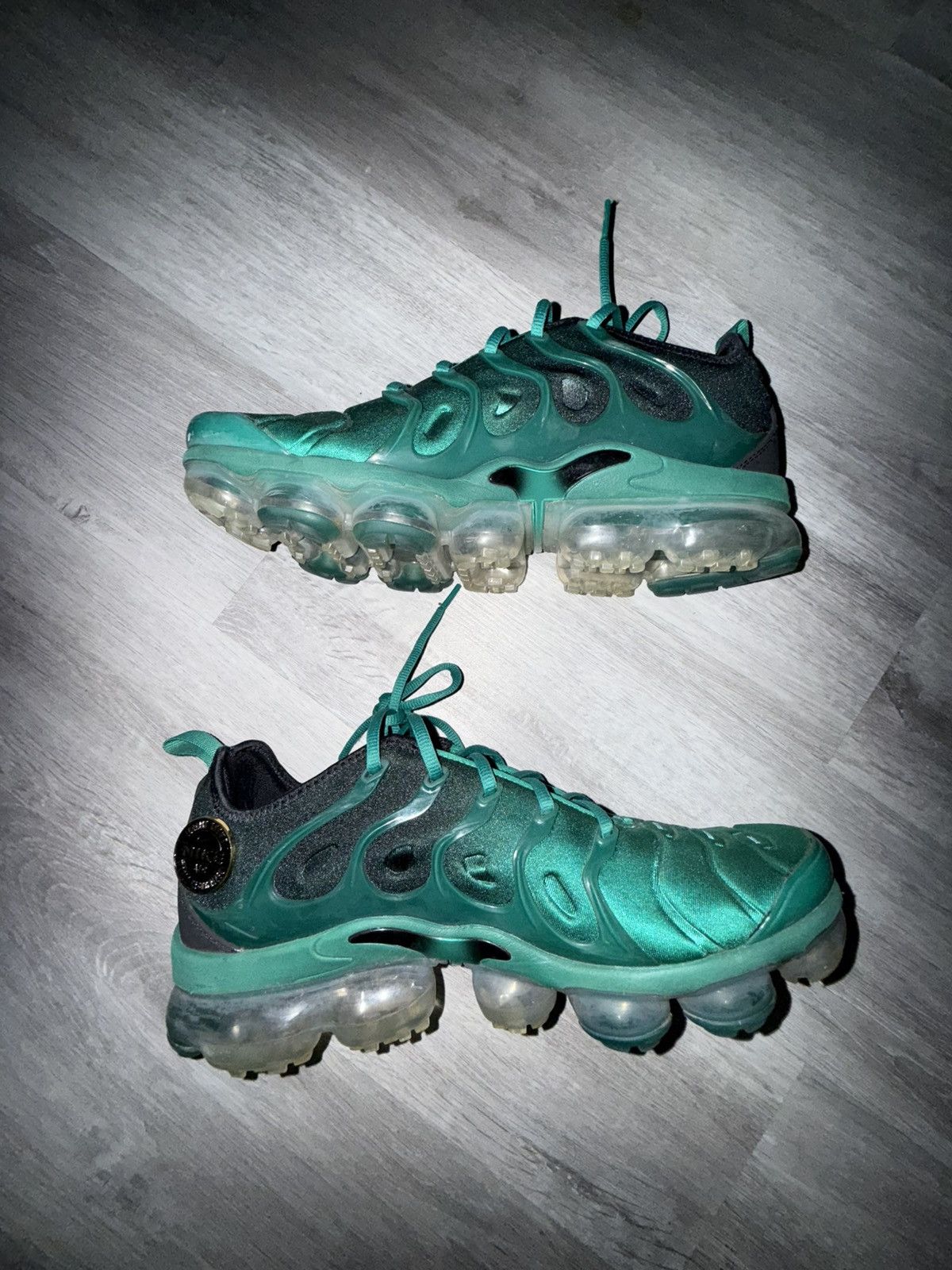 Nike Nike Vapormax Plus ATL Edition Size US 10.5 / EU 43-44 - 3 Thumbnail