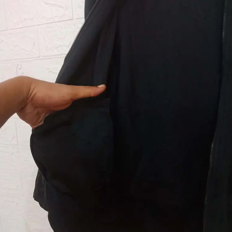 Katharine Hamnett London Vintage Katharine Hamnett London black zip hoodie Size M / US 6-8 / IT 42-44 - 9 Thumbnail
