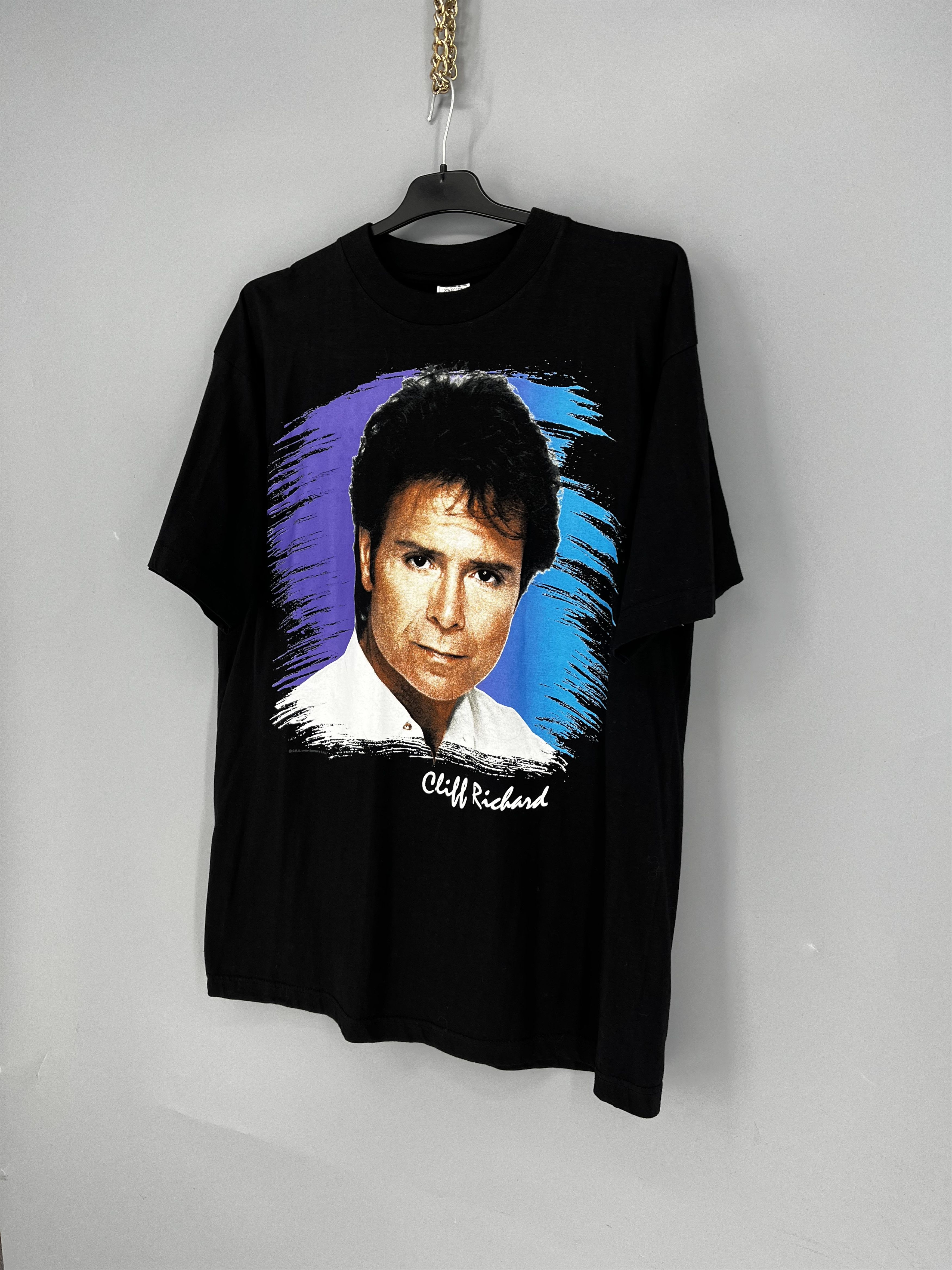 Band Tees Cliff Richard Tour 1994 Hit List Graphic Print Black Mens Size US L / EU 52-54 / 3 - 3 Thumbnail