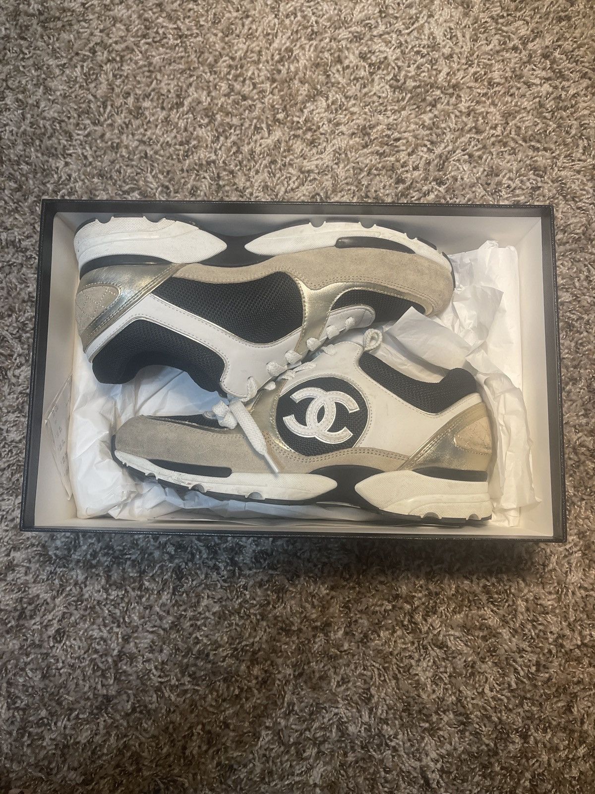 Chanel Chanel White/Gold Low Top Sneakers Size US 7 / EU 40 - 6 Thumbnail