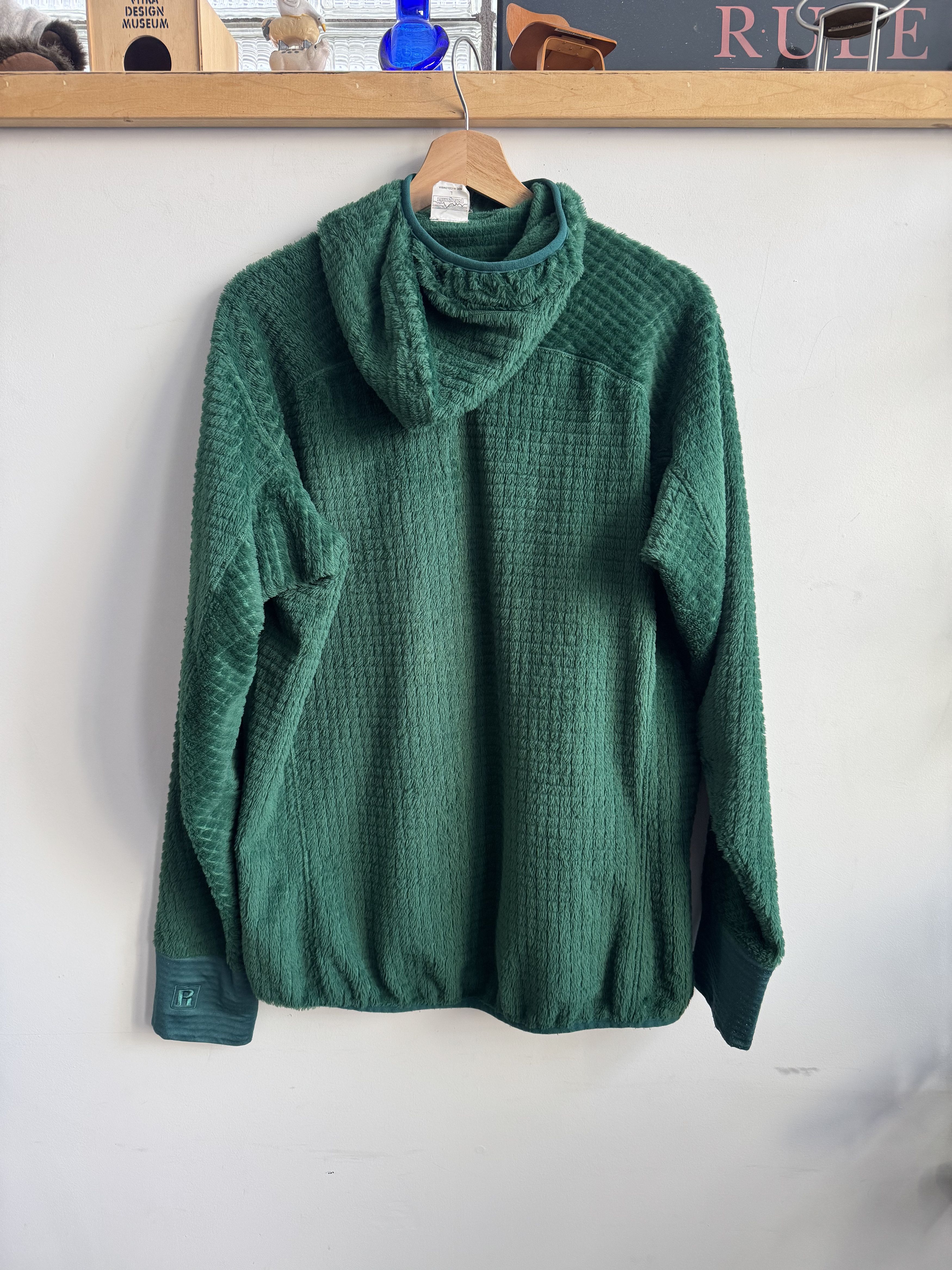 Patagonia 2015 Patagonia R3 Hoody Jacket Reversible Size L Size US L / EU 52-54 / 3 - 3 Thumbnail