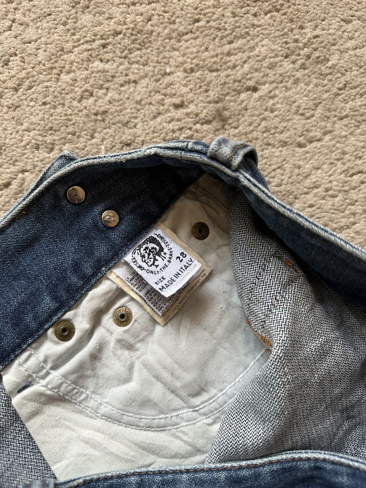 Diesel 2000s Diesel Low Rise Faded Wash Flare Jeans Size 29" - 11 Thumbnail