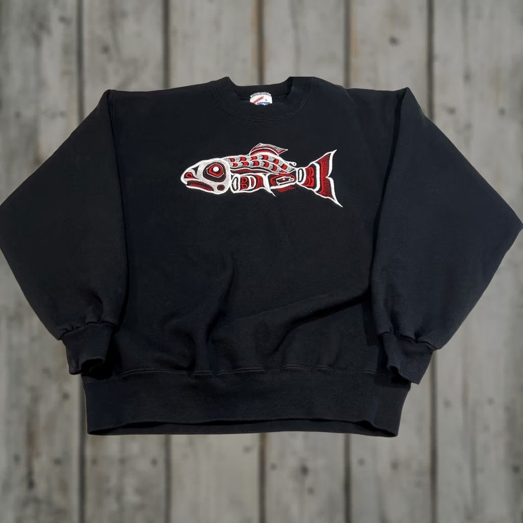 Jerzees VINTAGE Jerzees Alaska Sweatshirt Men L Black Cotton Fleece Embroidered Fish Formline Art Crew Neck Heavyweight Pullover USA Winter Fall Spring Size US L / EU 52-54 / 3 - 1 Thumbnail