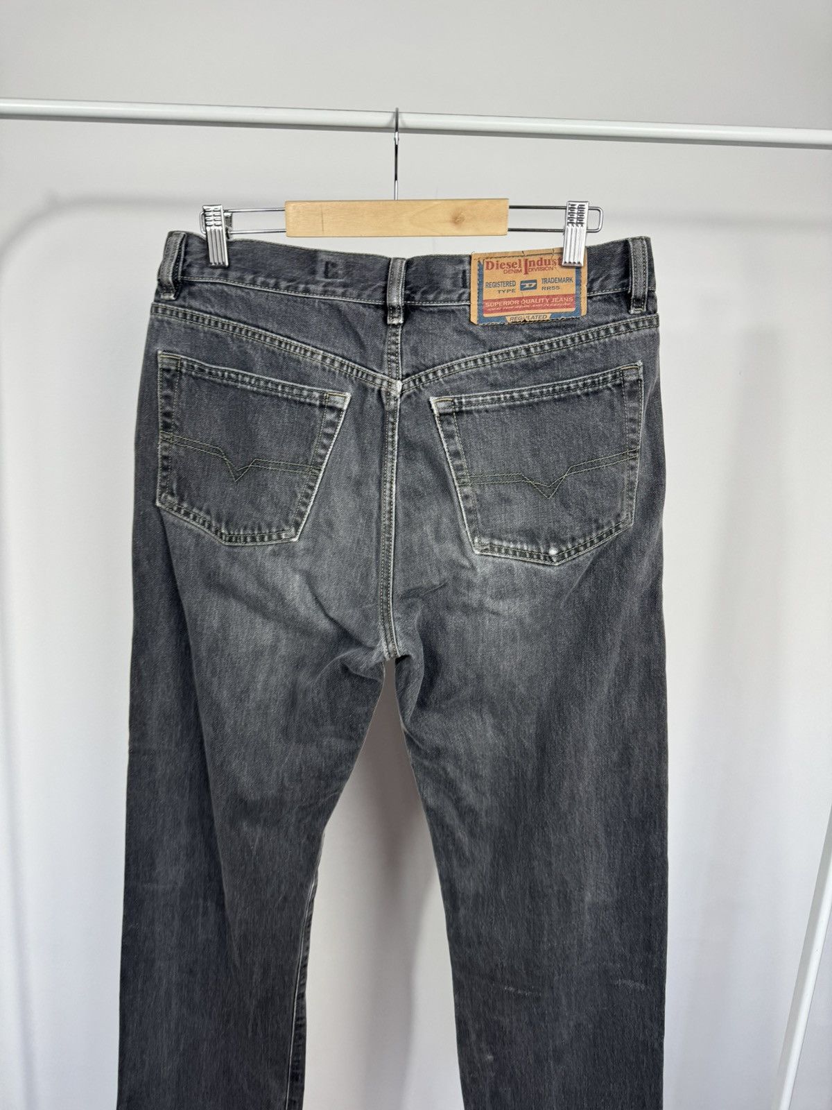 Diesel Diesel Industry Denim Division Distressed Jeans Italy W32 Size US 32 / EU 48 - 3 Thumbnail