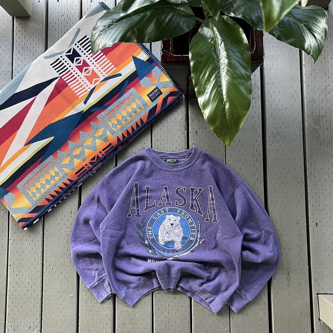 Vintage VINTAGE Alaska Sweatshirt Polar Bear Distressed American Size US M / EU 48-50 / 2 - 3 Thumbnail