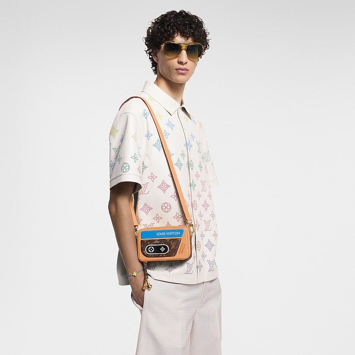 Louis Vuitton Baladeur Wearable Wallet Size ONE SIZE - 3 Thumbnail