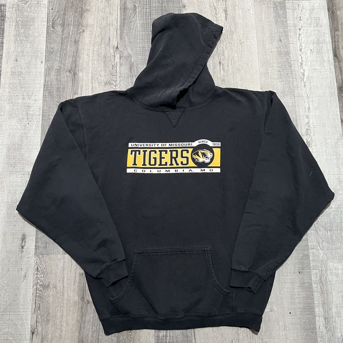 Vintage VTG University Of Missouri Tigers Black College Hoodie Size US XL / EU 56 / 4 - 1 Thumbnail