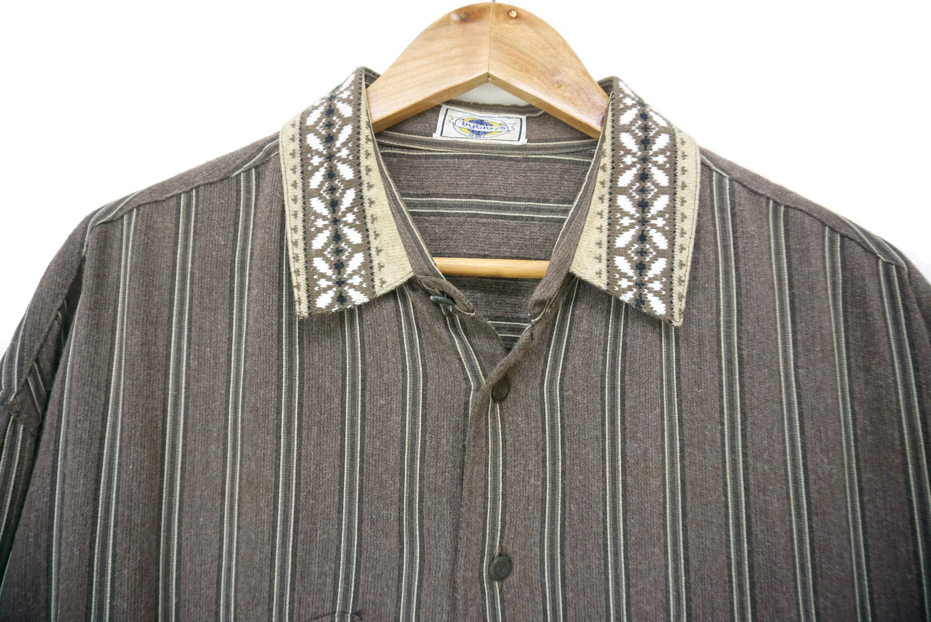 Byblos Aztec Trim Collar Stripe Button Down Size 48 Shirt Size US L / EU 52-54 / 3 - 3 Thumbnail