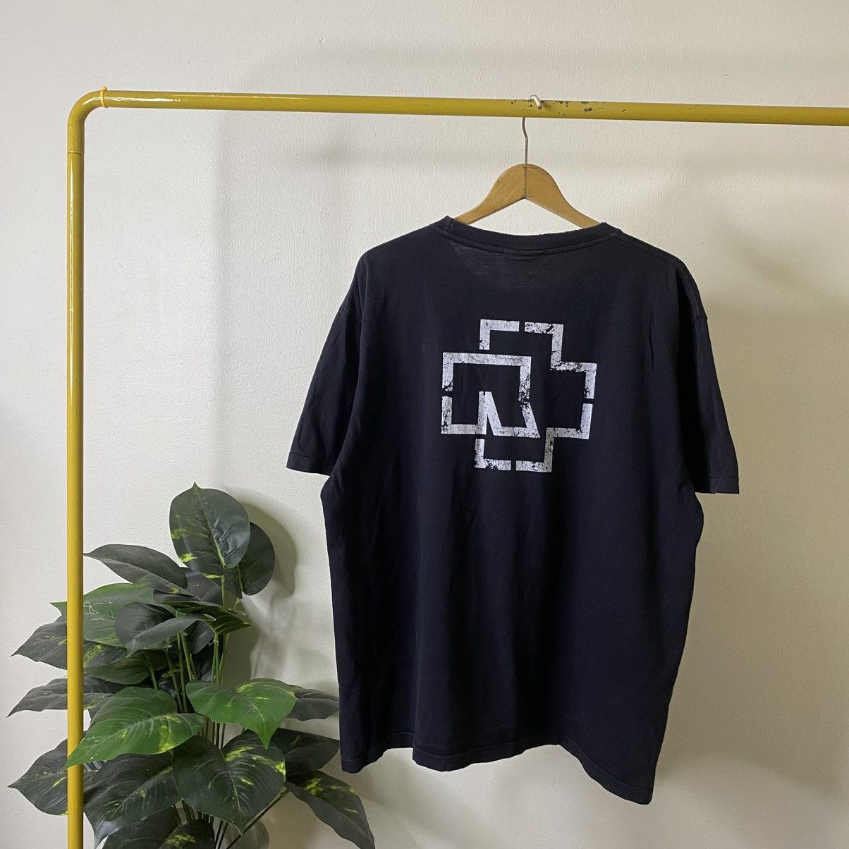 Band Tees Vintage 2000s Rammstein Lava Logo Band T Shirt Size US XL / EU 56 / 4 - 5 Thumbnail