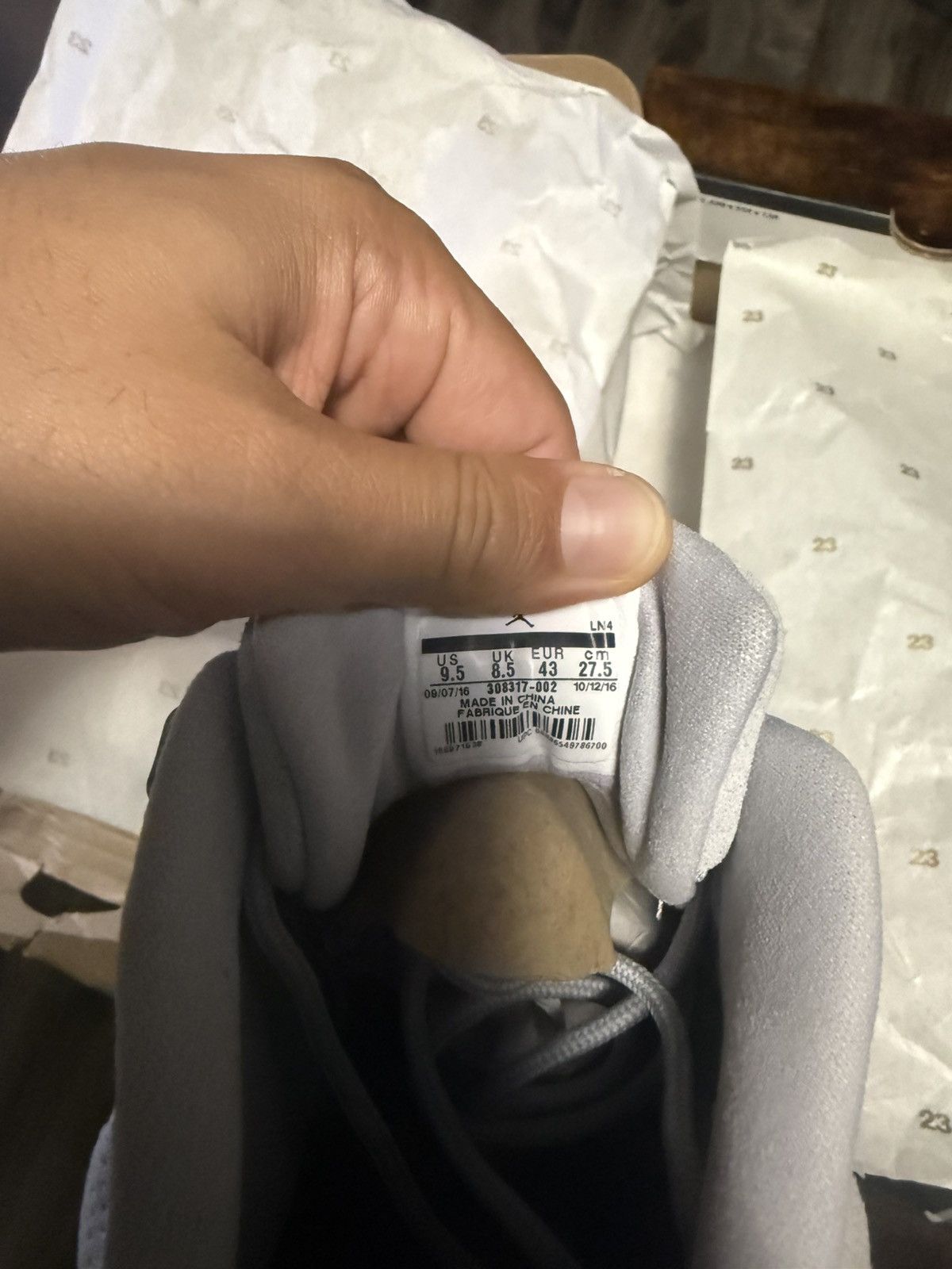 Jordan Brand 🔥 Air Jordan 9 “University Gold” – Size 9.5 Men – Brand New Size US 9.5 / EU 42-43 - 4 Thumbnail