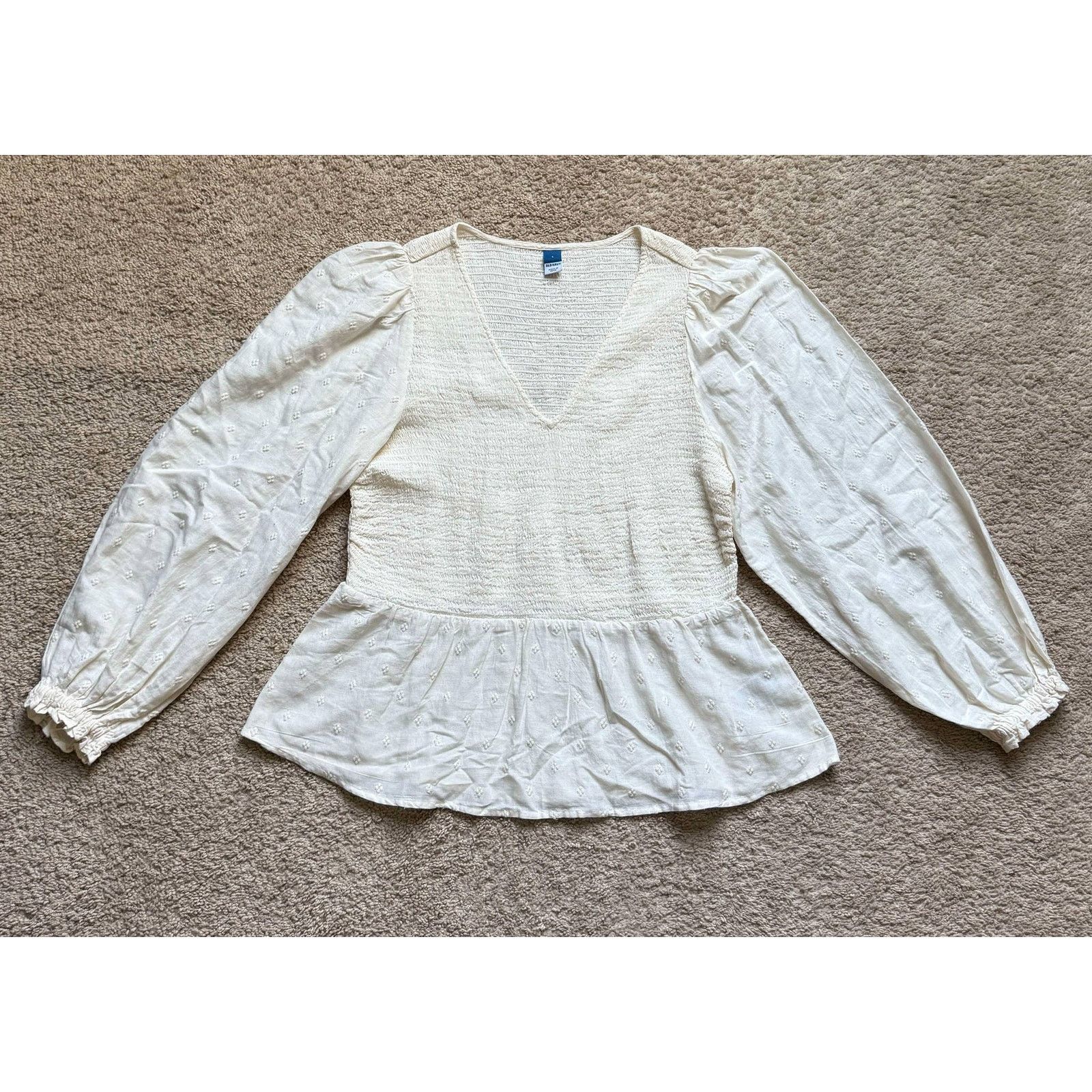 Old Navy Old Navy Long-Sleeve Smocked Peplum Blouse Cream Women's L Size L / US 10 / IT 46 - 6 Thumbnail