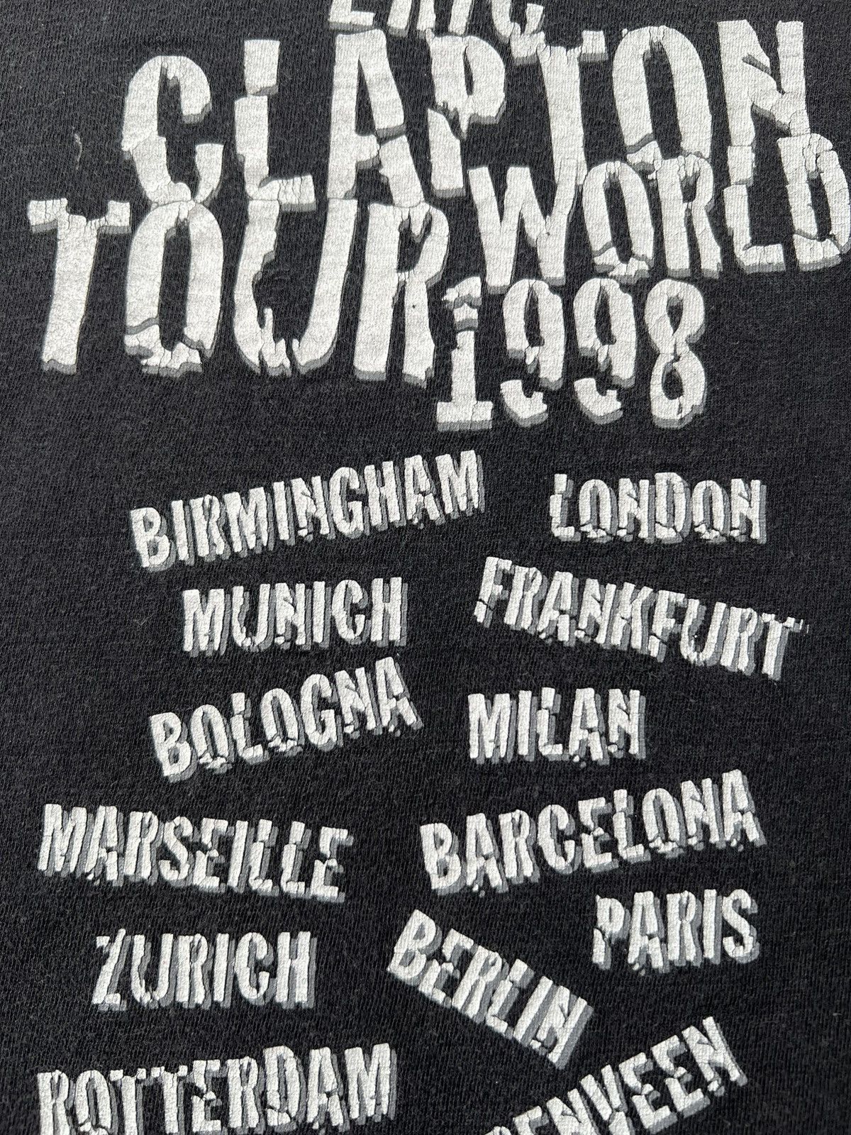 Band Tees Vintage 1998 Eric Clapton Live World Tour Black T-shirt Size US XL / EU 56 / 4 - 13 Thumbnail