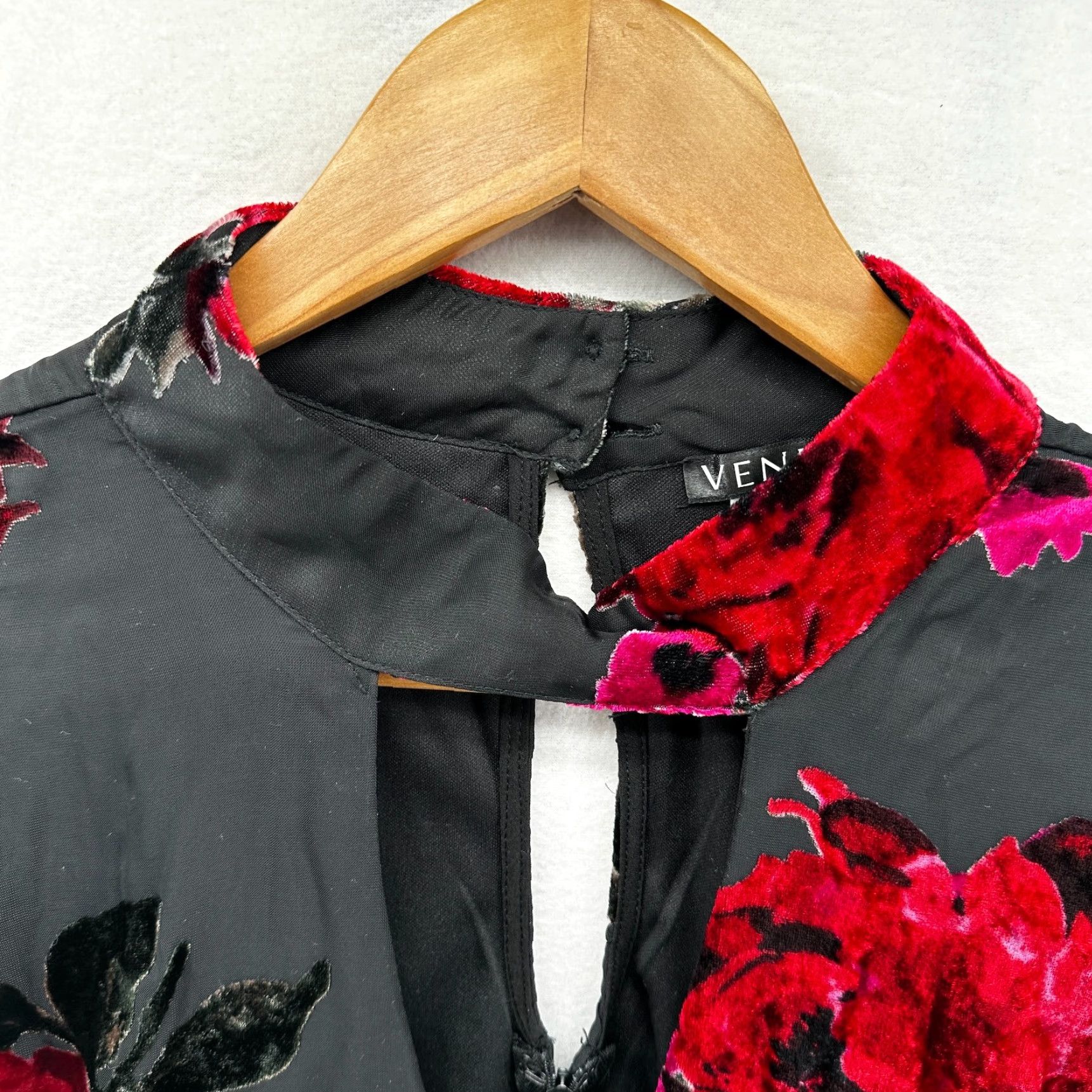 Venus Venus A-Line Dress Women Red Black Floral Velvet 16 Midi Sleeveless Button Cold Shoulder Vintage No Size XXL / US 16-18 / IT 52-54 - 2 Thumbnail