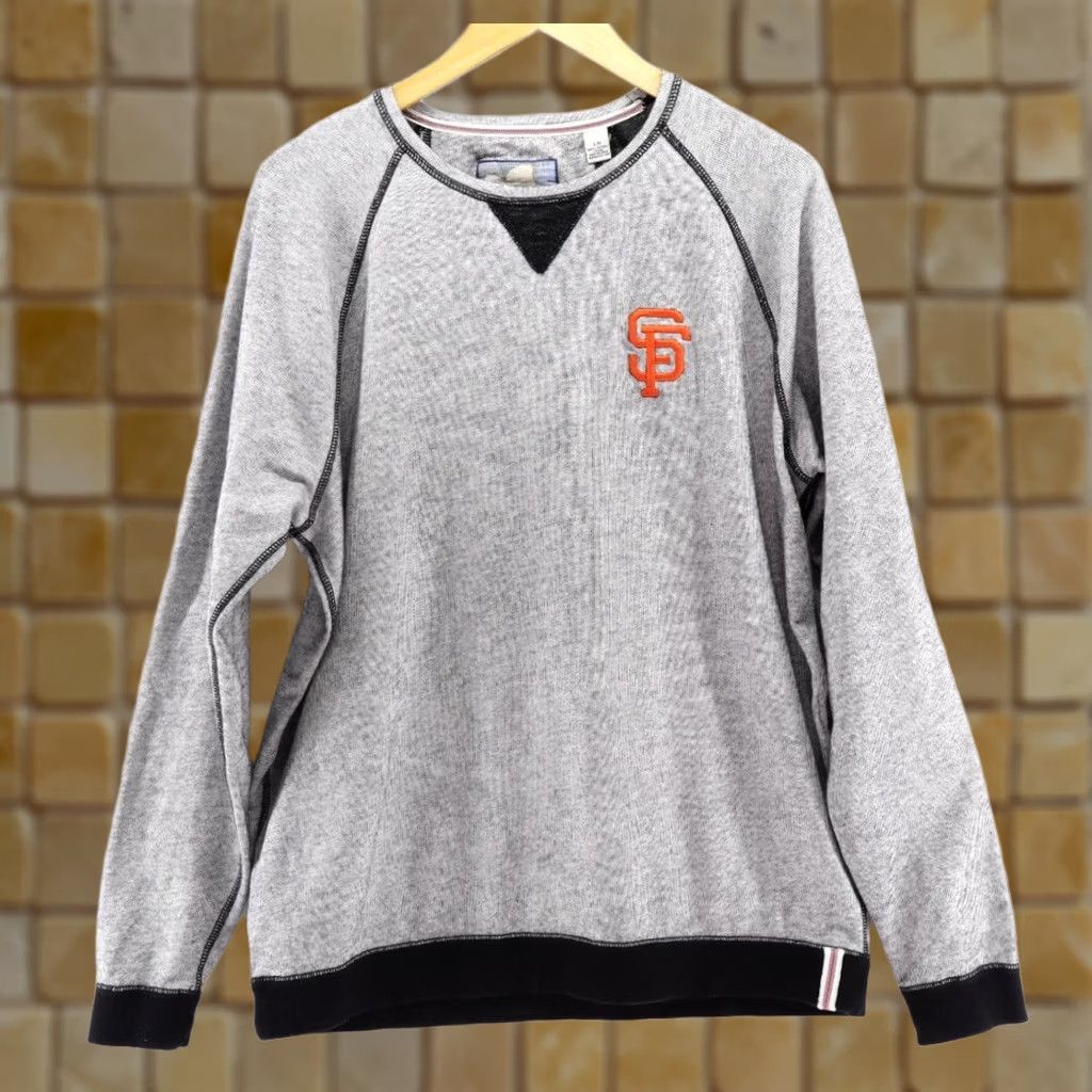 Tommy Bahama Tommy Bahama Baseball Shirt San Francisco Long Sleeve L Mens Gray 100% Cotton Jersey Crew Neck Ribbed Easy Care Size US L / EU 52-54 / 3 - 1 Thumbnail