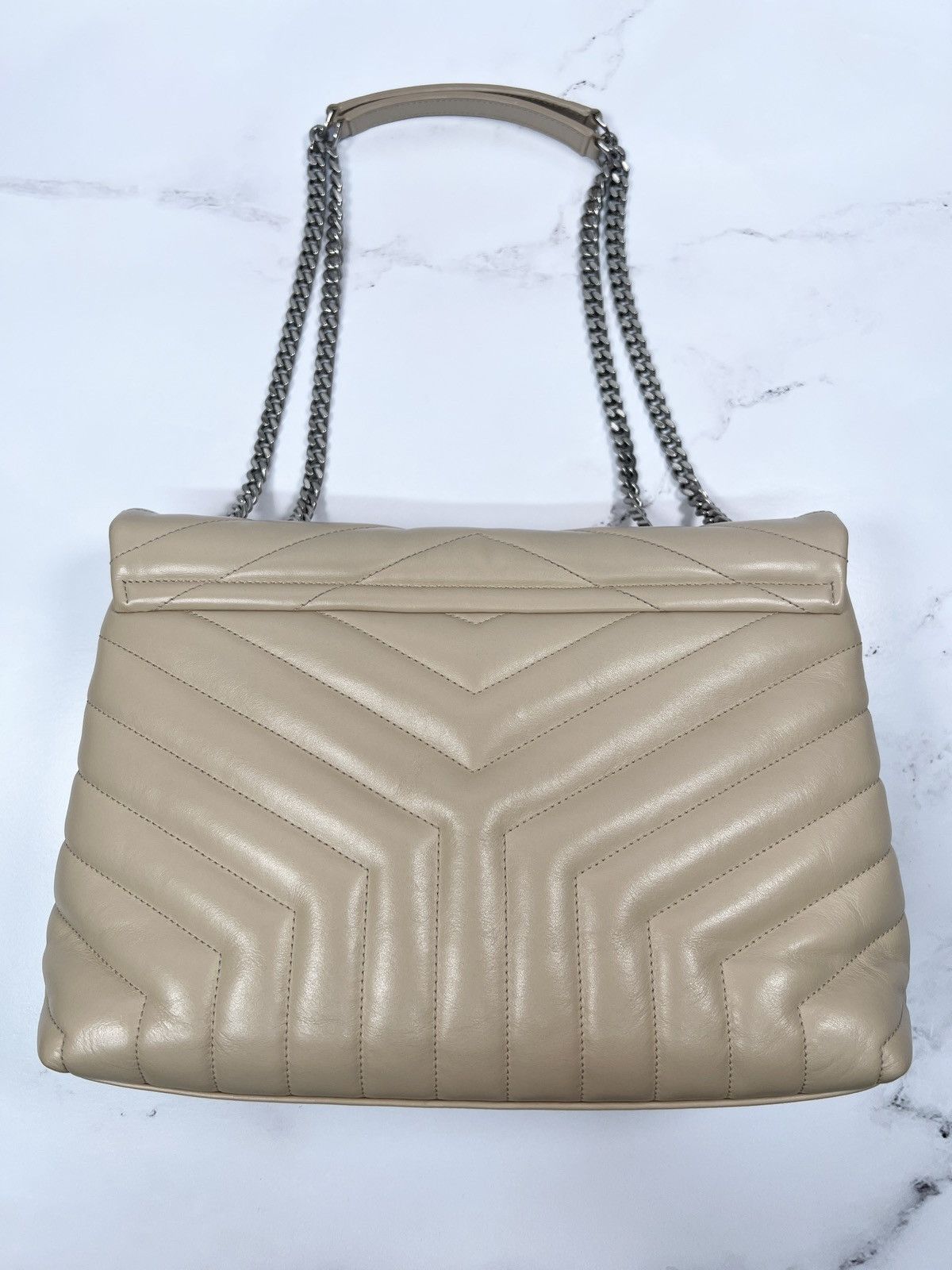Yves Saint Laurent YSL Yves Saint Laurent LouLou Shoulder Bag Crossbody Purse Size ONE SIZE - 3 Thumbnail