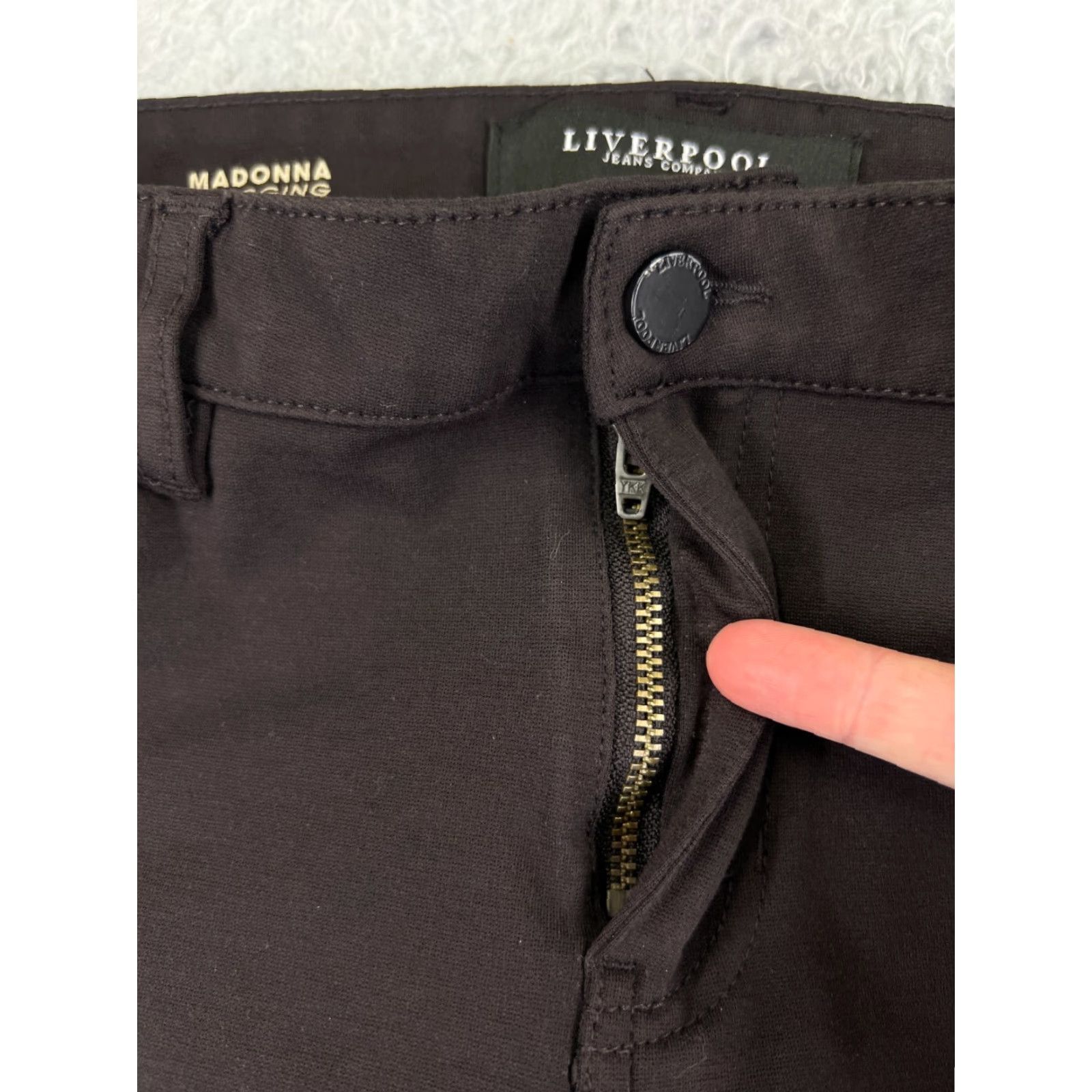 Vintage Liverpool Jeans Company Pants Women 12 Brown Tapered Madonna Legging Rayon Blend Jegging Regular Rise Mid Front Flat Front Stretch Knit Button Size 34" / US 12 / IT 48 - 5 Thumbnail