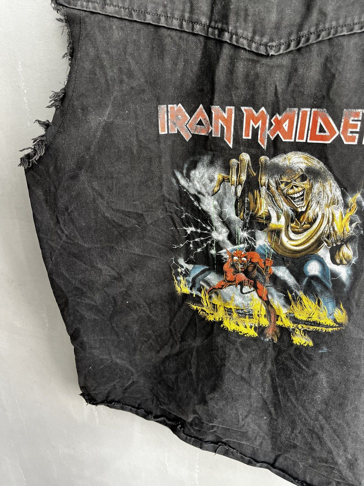 Band Tees × Iron Maiden Iron Maiden vintage vest size M Size US M / EU 48-50 / 2 - 3 Thumbnail
