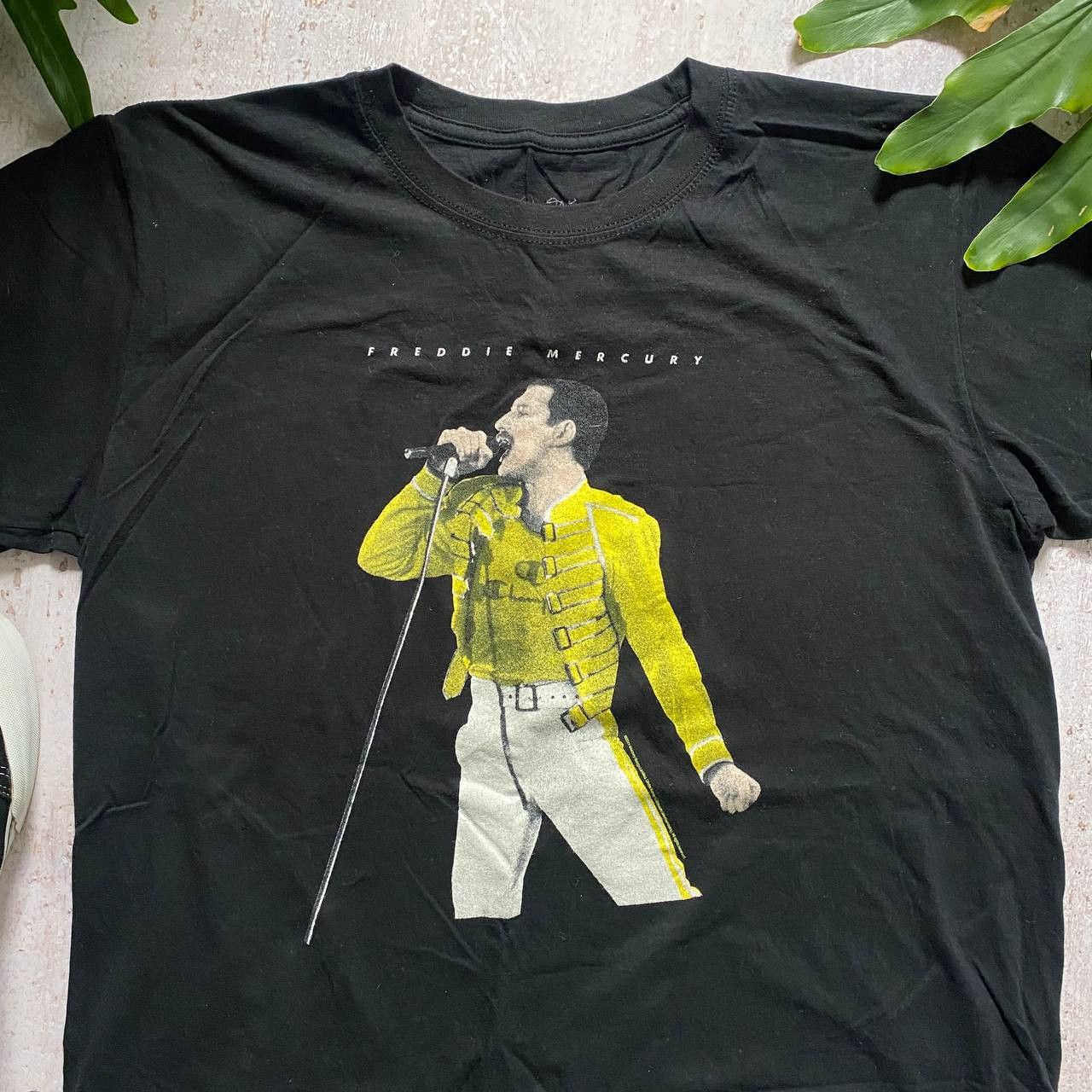 Band Tees VINTAGE Y2K QUEEN FREDDIE MERCURY RARE T SHIRT 33 Size US L / EU 52-54 / 3 - 2 Thumbnail