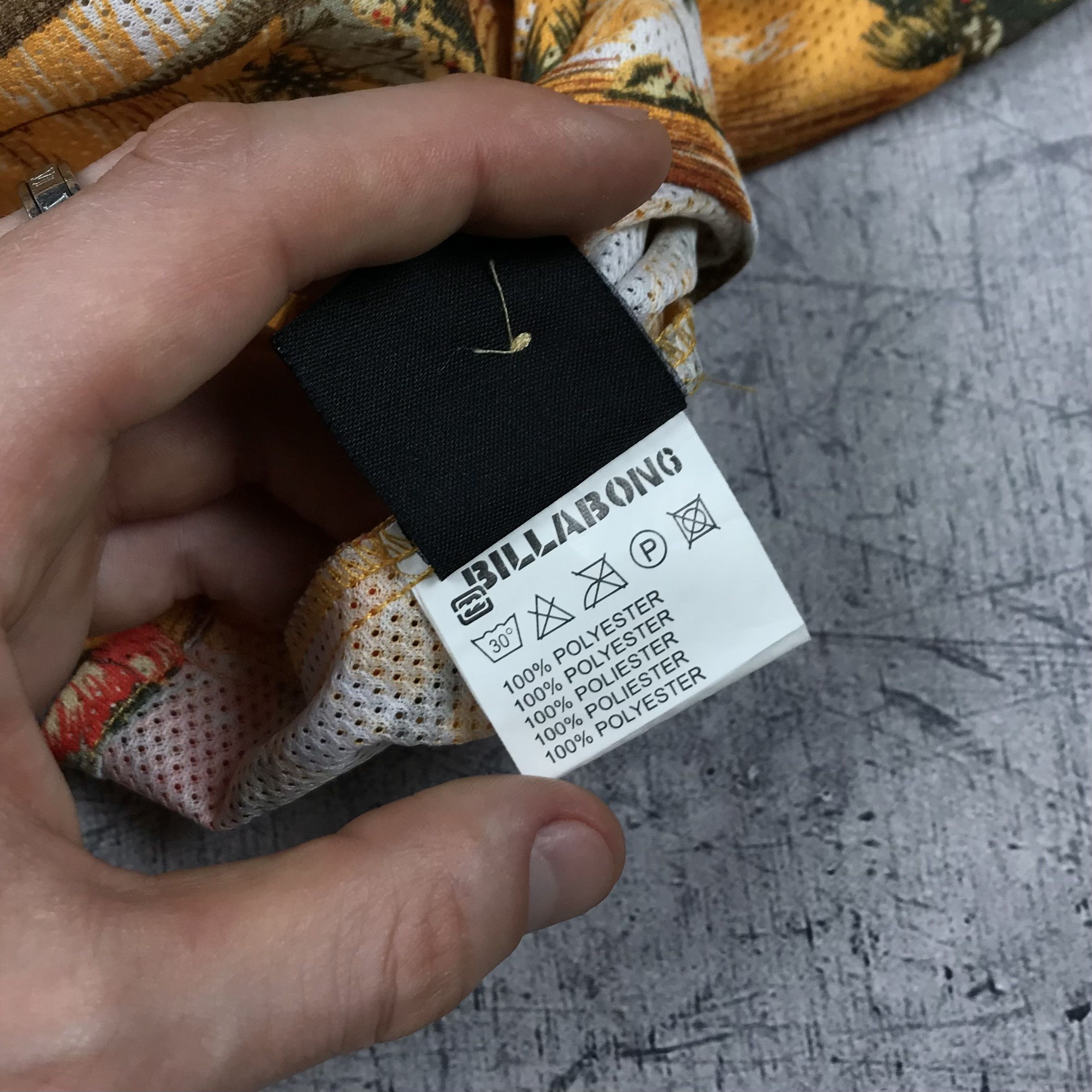 Billabong Y2K Billabong Hong Kong Hawaii SS Shirt Size US XL / EU 56 / 4 - 15 Thumbnail