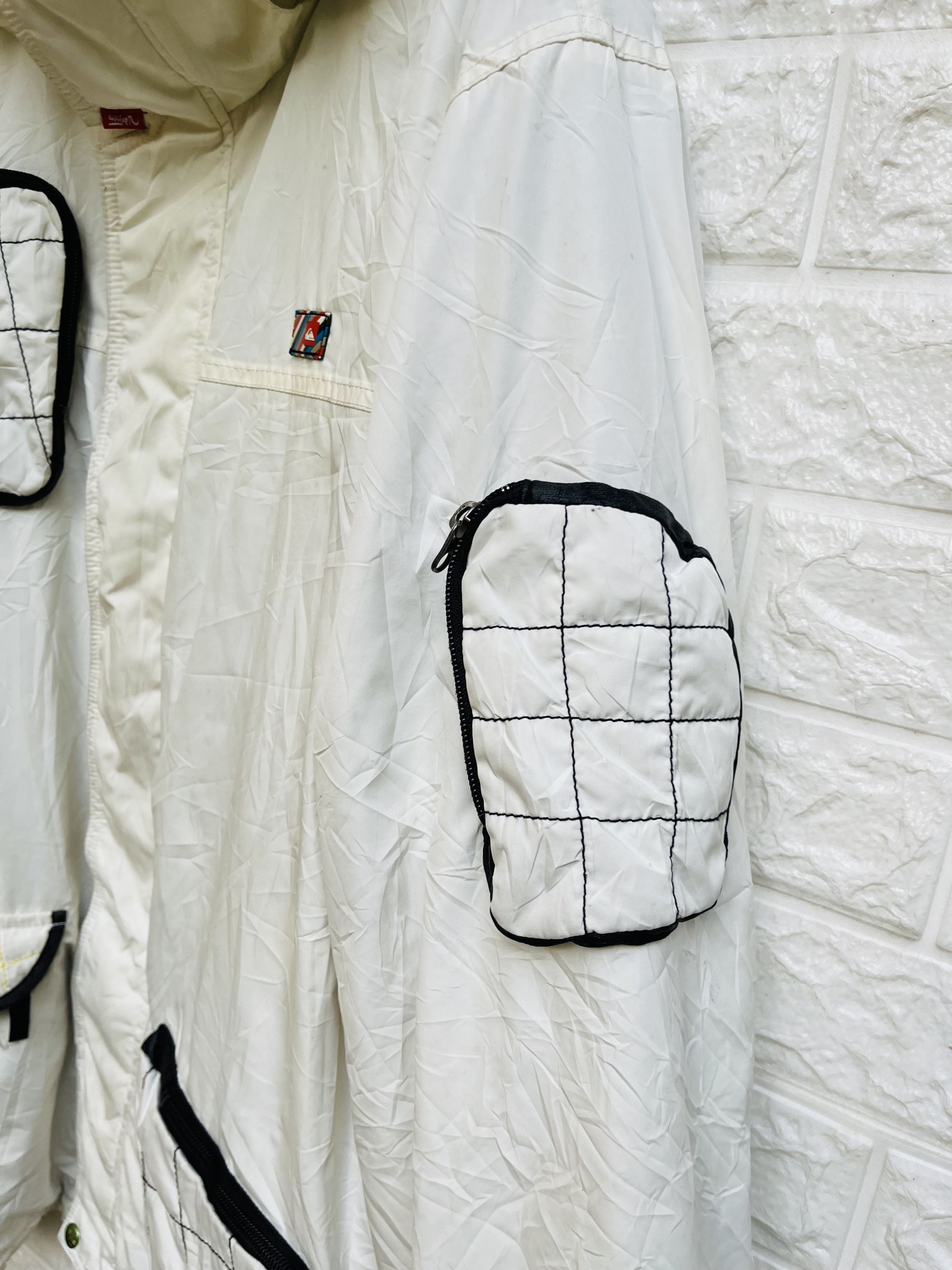 Japanese Brand × Quiksilver Vintage Quiksilver Big Pocket Japanese Designer Fashion Size US L / EU 52-54 / 3 - 7 Thumbnail