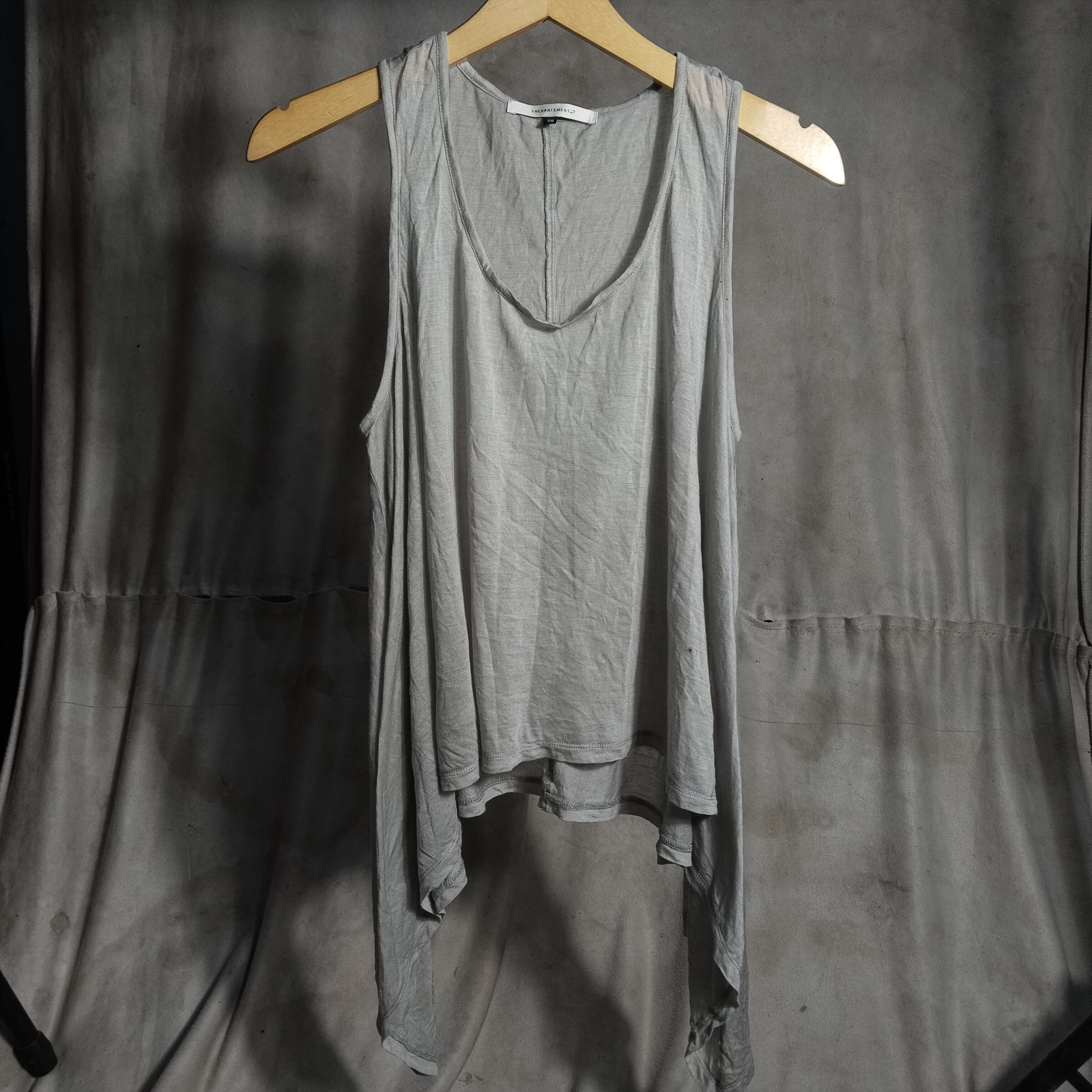 If Six Was Nine Enchantment..? Batwing top Size M / US 6-8 / IT 42-44 - 1 Thumbnail