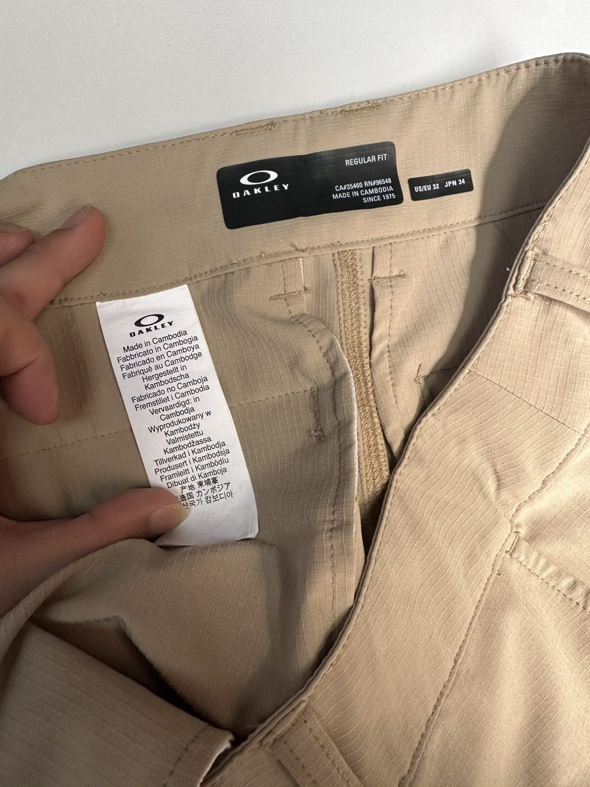 Oakley Oakley Mens Rip Stop Regular Fit Sand Cargo Cuffed Short Size US 32 / EU 48 - 4 Thumbnail