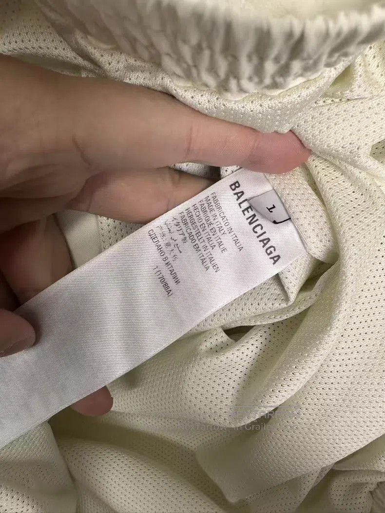 Balenciaga Balenciaga White Padded Nylon Sports Jacket Size US S / EU 44-46 / 1 - 4 Thumbnail