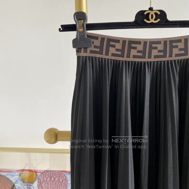 Fendi Fendi Pleated Black Skirt Size 42" / US 20 - 3 Thumbnail