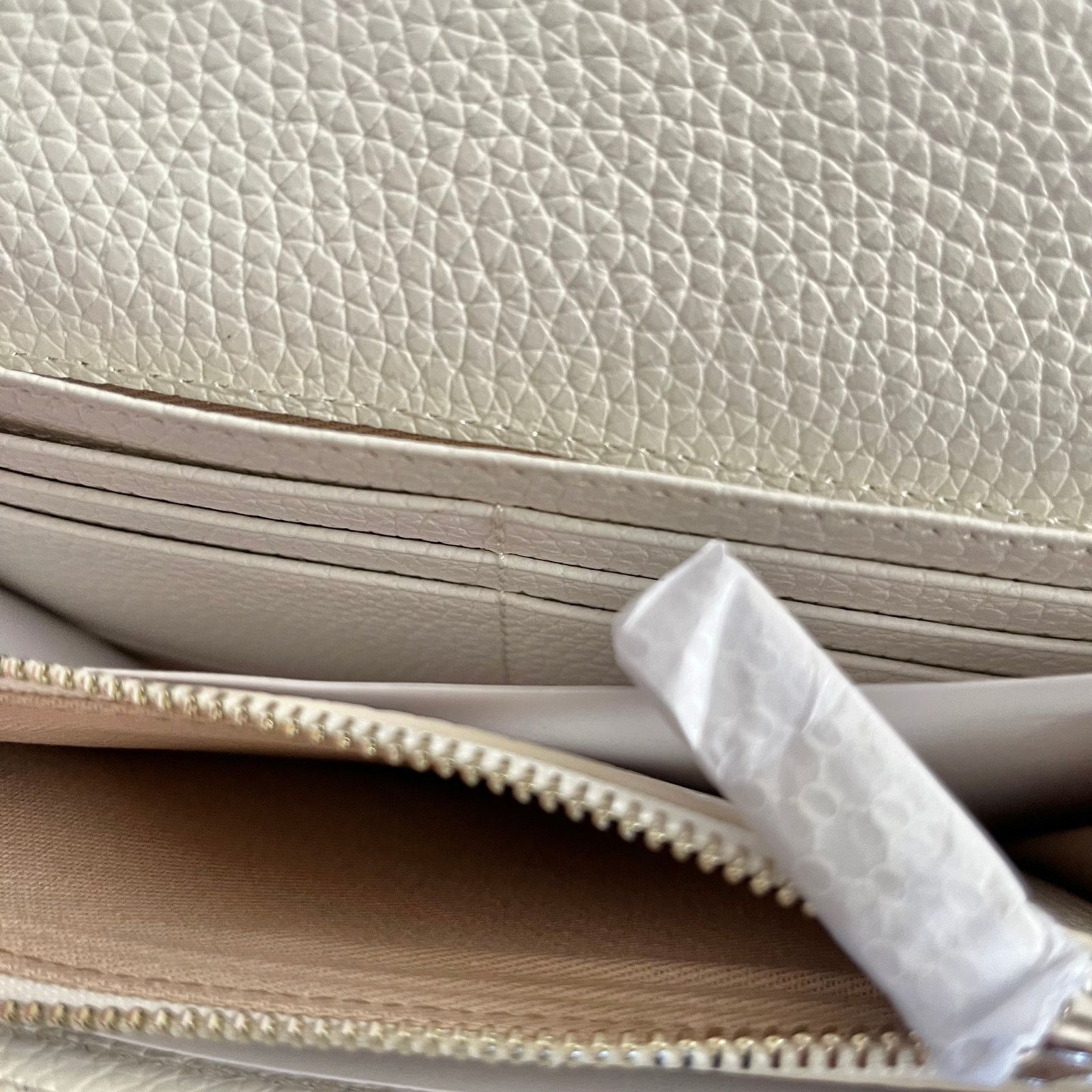 Other NWOT Oroton Avalon Pebbled Leather Clutch Wallet and Pouch Size ONE SIZE - 5 Thumbnail