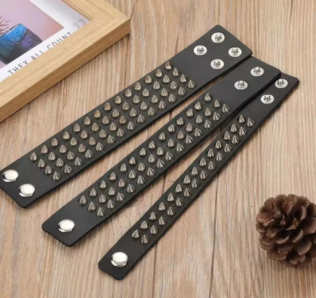 Japanese Brand Pu leather 2 Line Spike Vintage Bracelet Size ONE SIZE - 2 Thumbnail