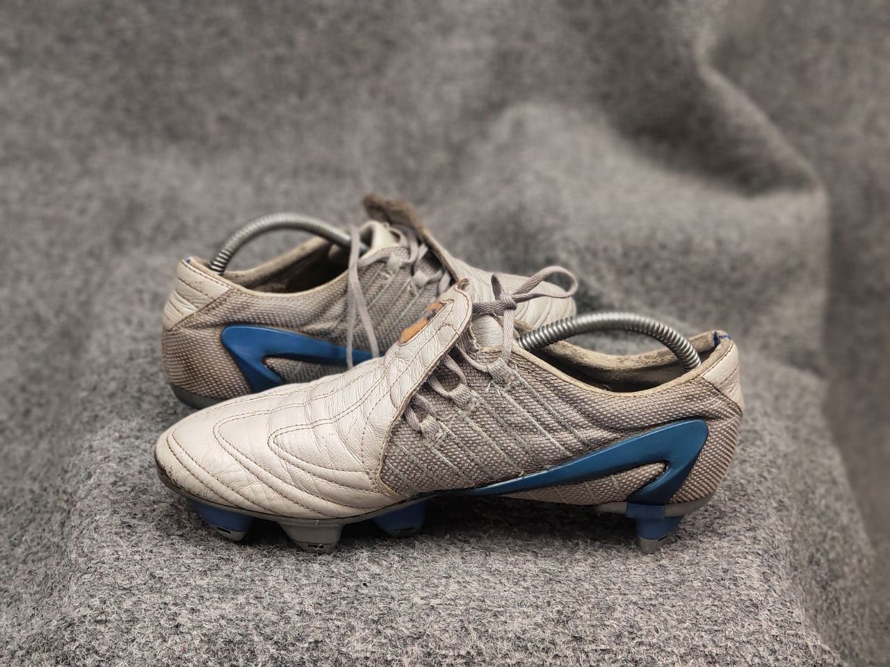 Adidas Vintage 2004 Adidas F50 TRX FG Football Boots soccer Shoes Size US 7 / EU 40 - 17 Thumbnail