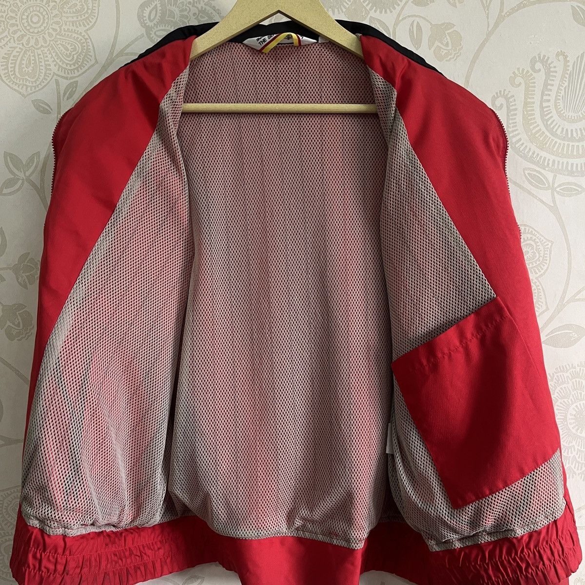 Formula 1 Vintage Japan Formula 1 Shell Workers Dirty Bomber Jacket Size US XL / EU 56 / 4 - 12 Thumbnail