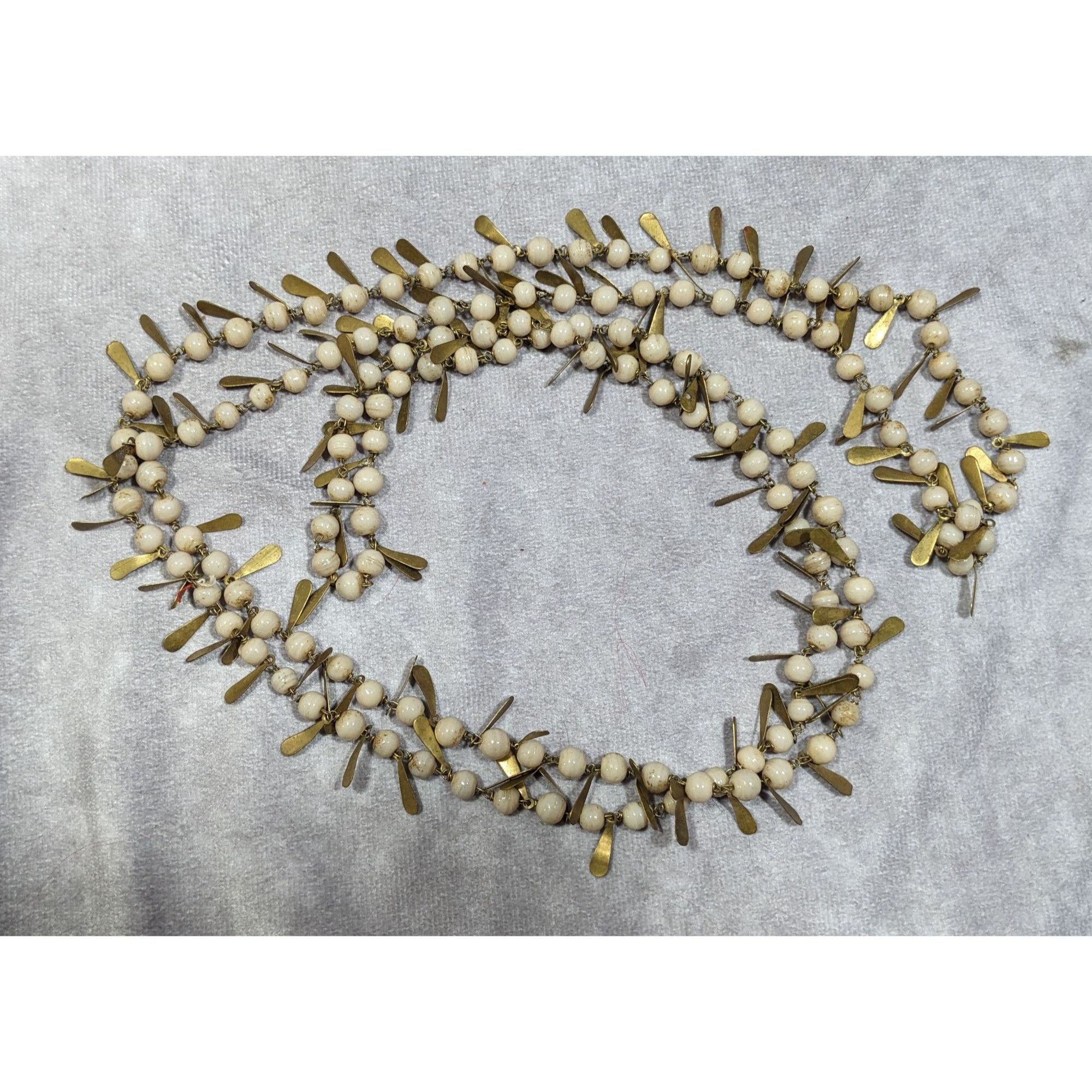 Other Vintage Unique Cream And Gold Tone Beaded Fringe Necklace Size ONE SIZE - 8 Thumbnail