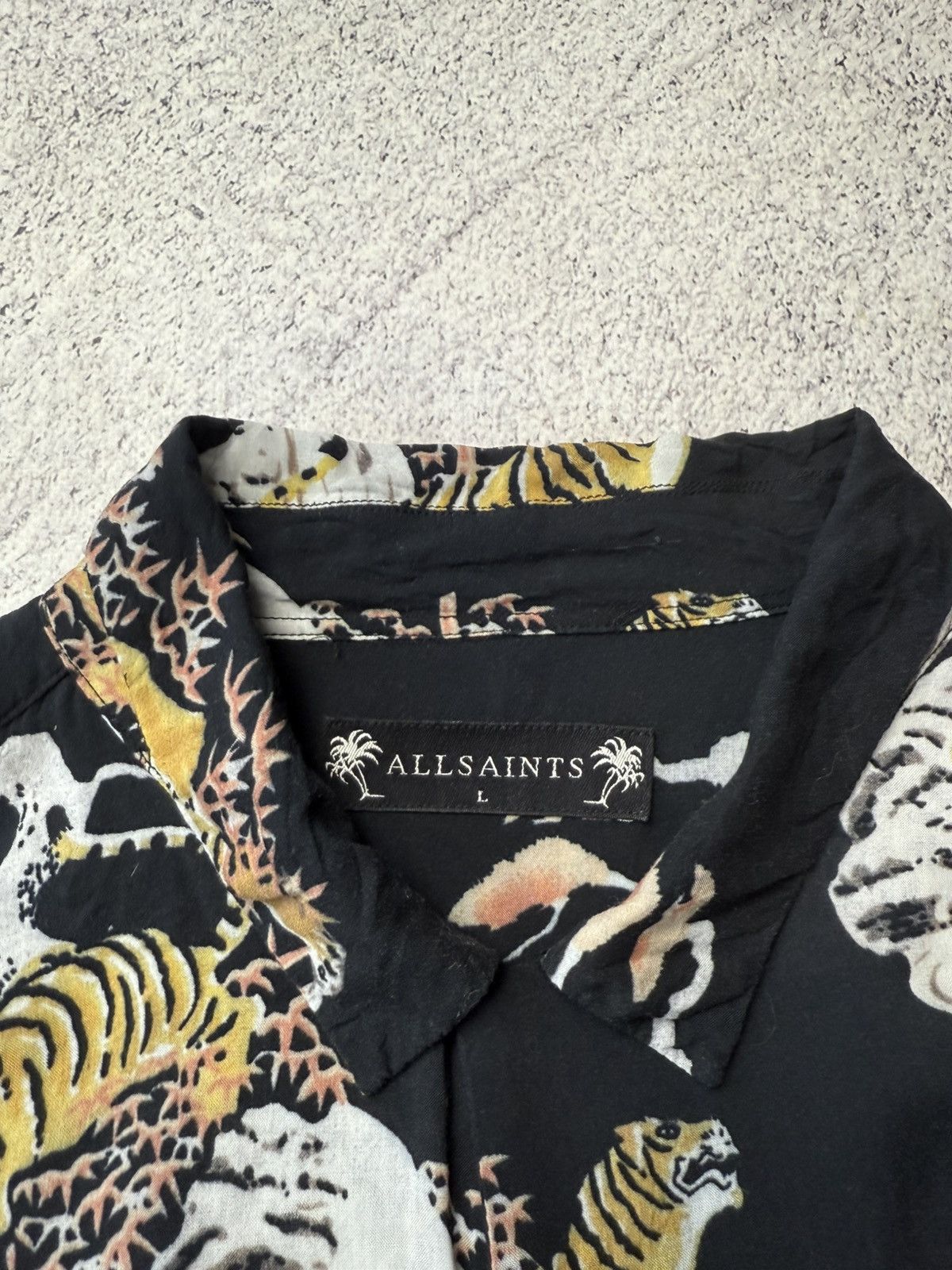 Allsaints Vintage Allsaints Viscose Tiger Crazy Print Y2K Hawaii Shirt Size US L / EU 52-54 / 3 - 16 Thumbnail