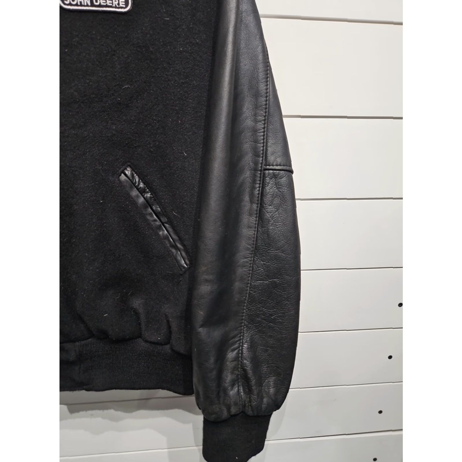 Vintage VINTAGE Halloway Jacket Leather Farm Trucker Jean Jacket Mens L Black Full Zip Patched Embroidery Size US L / EU 52-54 / 3 - 3 Thumbnail