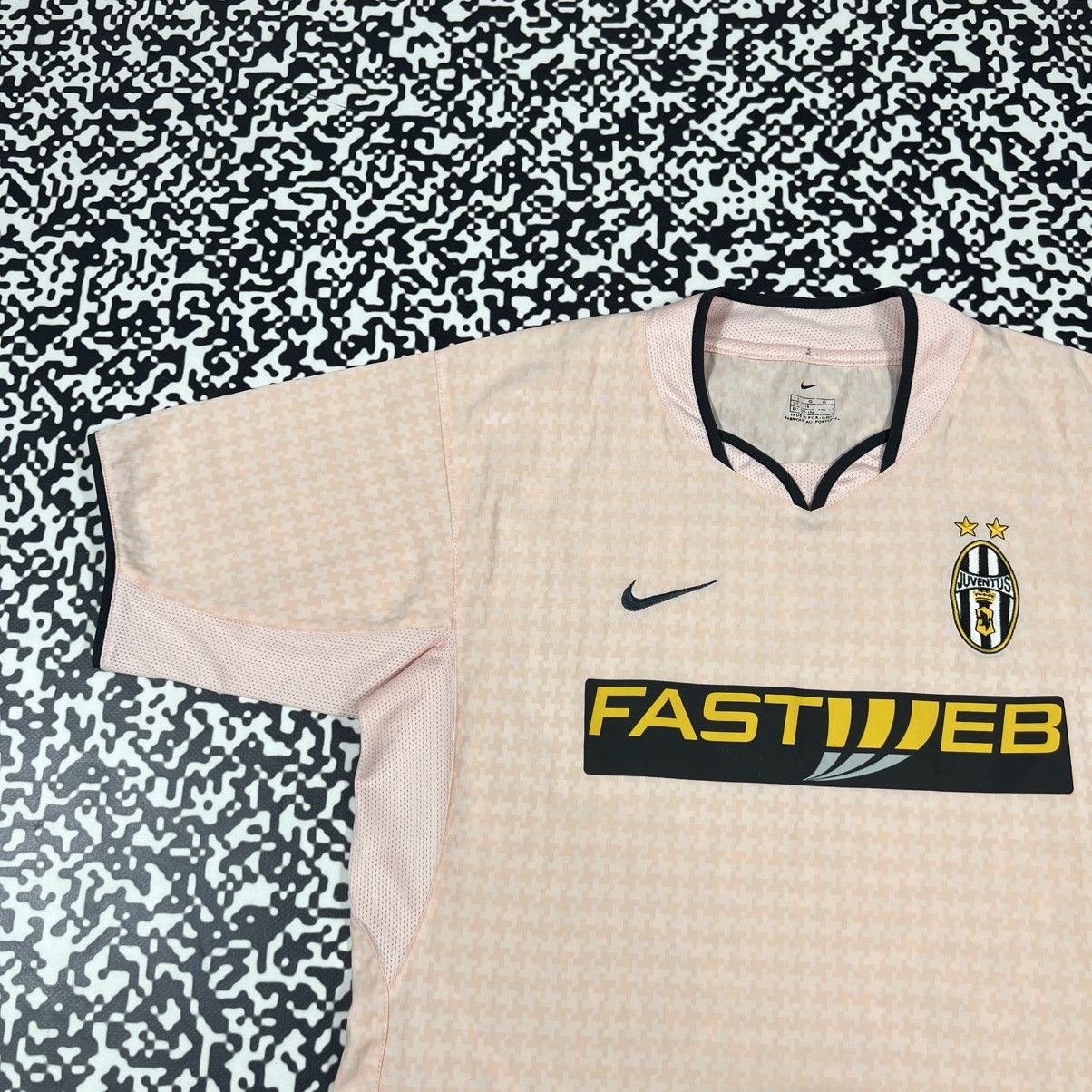 Nike Vintage 2003 Nike Juventus Soccer Football Retro Y2K Jersey Size L / US 10 / IT 46 - 5 Thumbnail