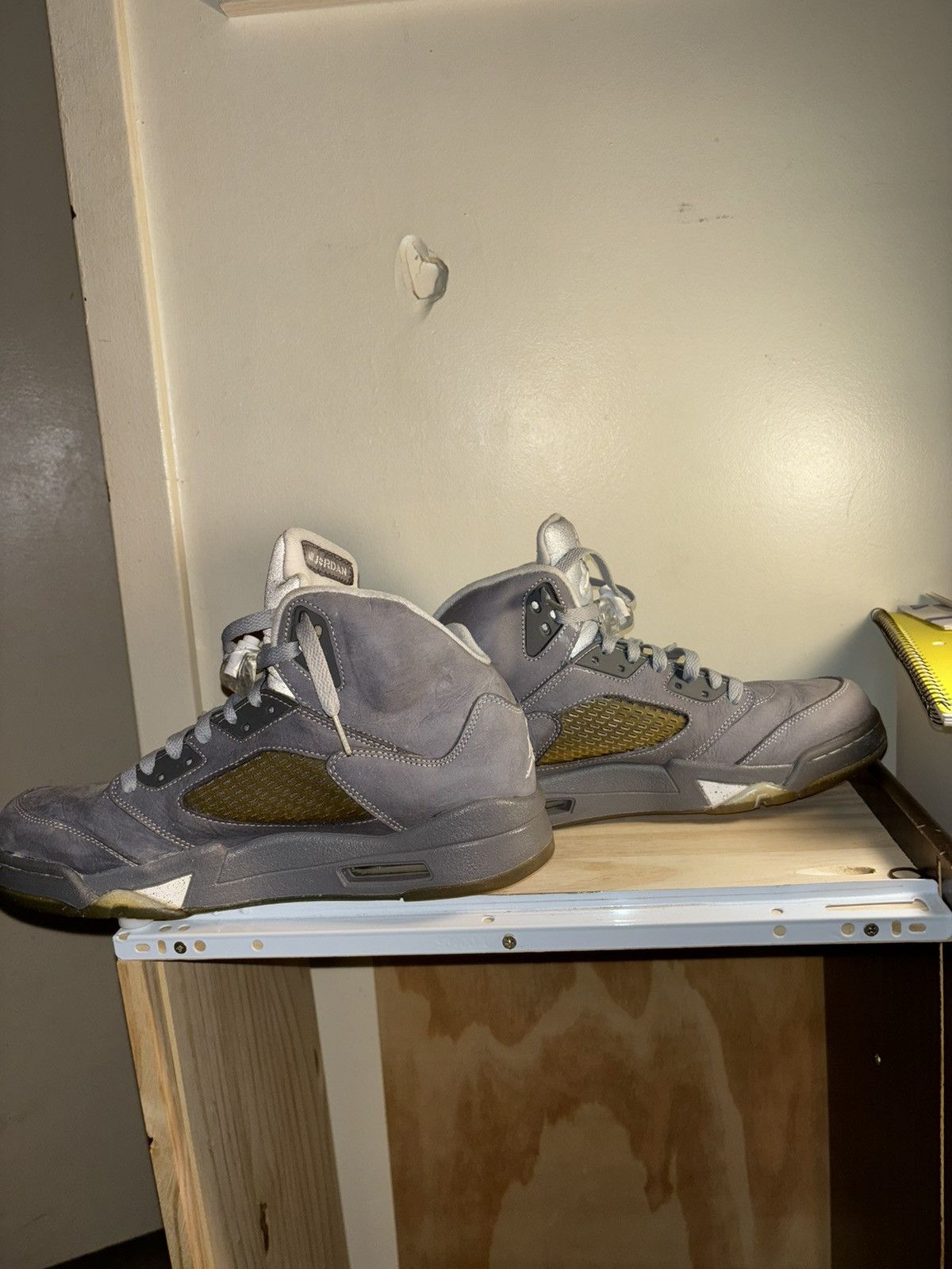 Jordan Brand Jordan 5 Wolf Grey Size US 9.5 / EU 42-43 - 11 Thumbnail