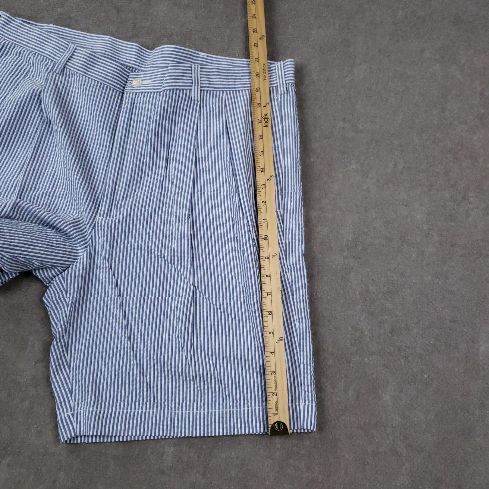 Jos. A. Bank Jos. A. Bank Shorts Mens 40 Blue White Seersucker Pleated Cotton Chino Casual Size US 40 / EU 56 - 4 Thumbnail