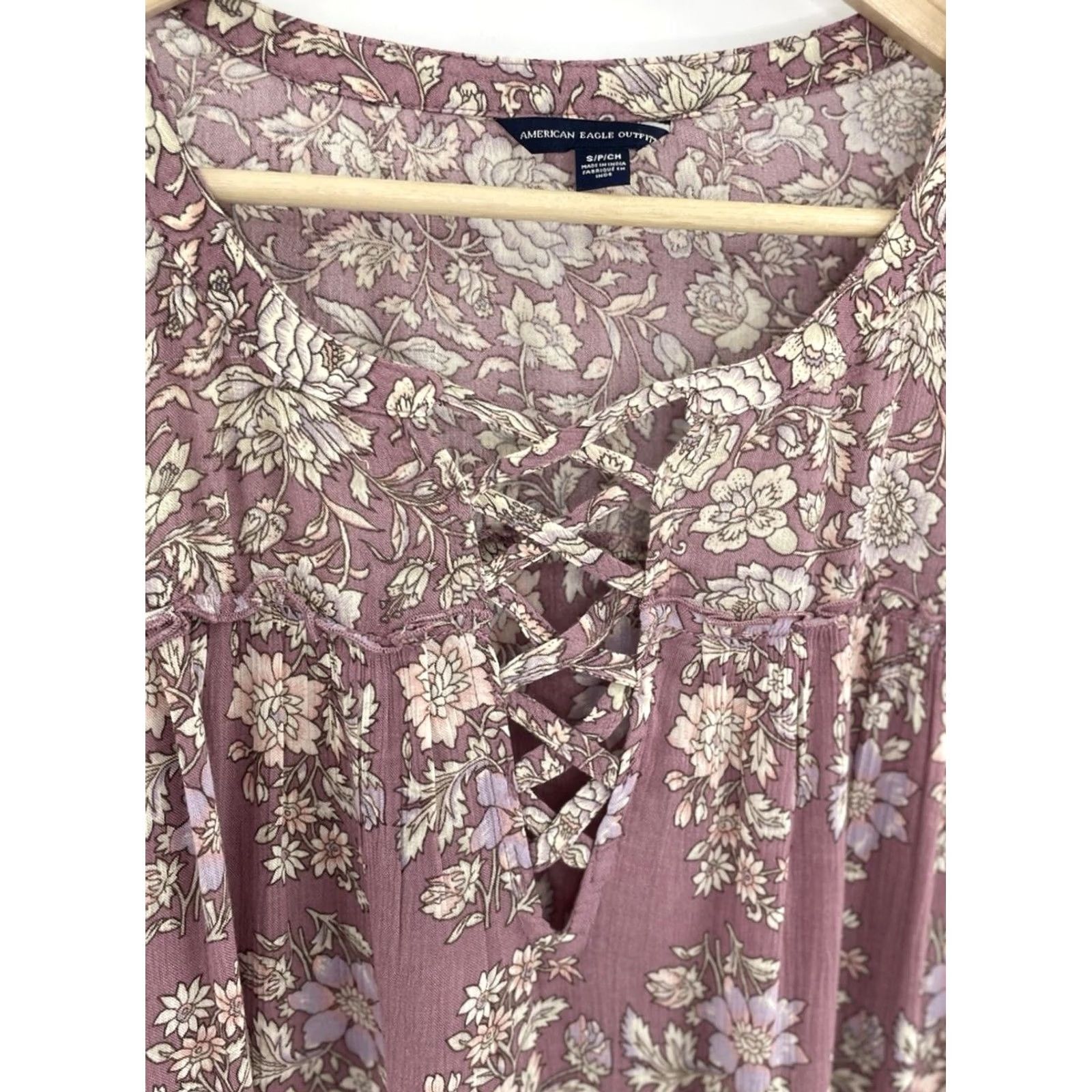 American Eagle Outfitters American Eagle Outfitters Blouse Boho Peasant Bell Sleeve Multicolor Floral Relaxed Size S Womens Size S / US 4 / IT 40 - 7 Thumbnail