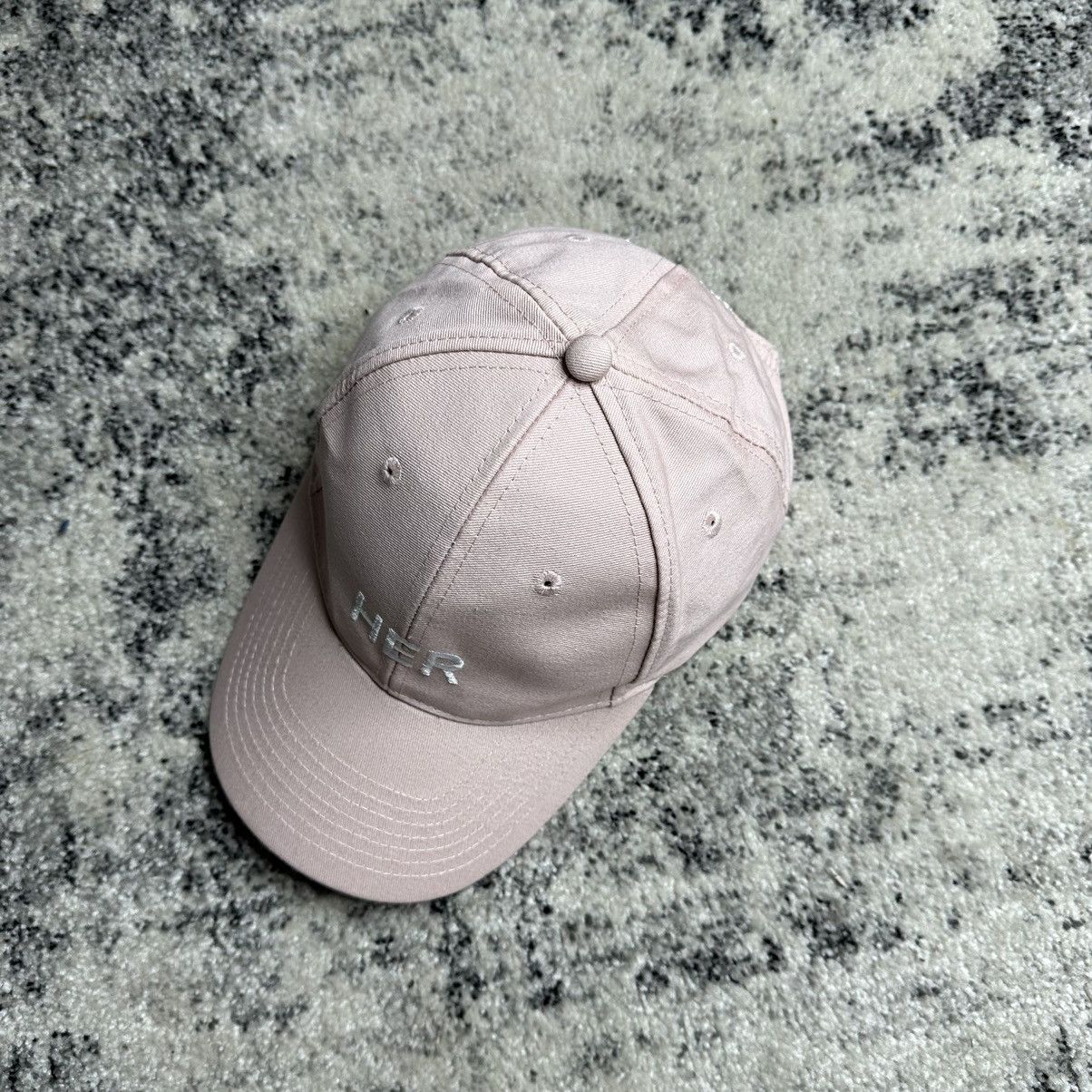 Burberry Burberry Cap SnapBack StreetWear Luxury Exclusive Size ONE SIZE - 3 Thumbnail