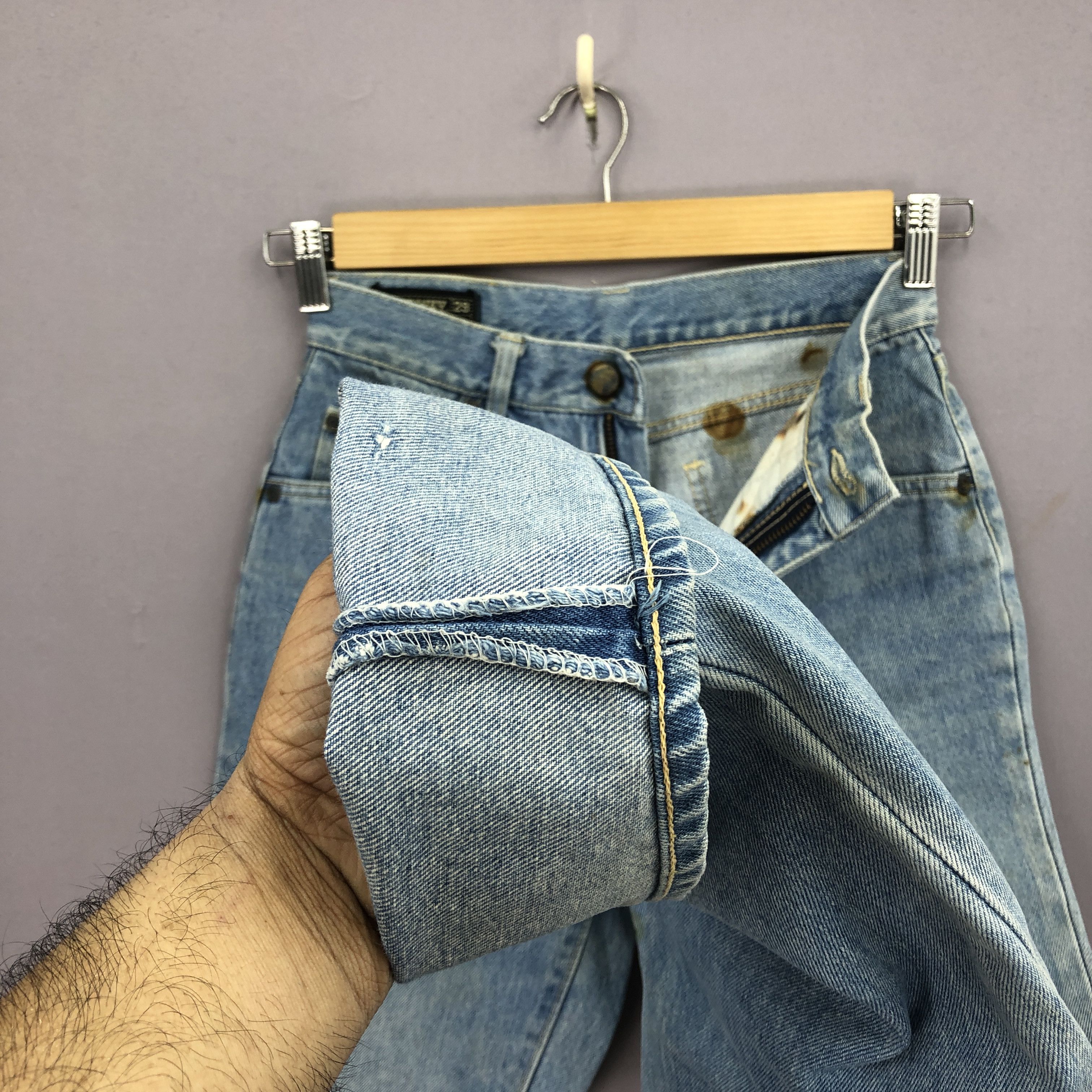 Japanese Brand Vintage Blueway Faded Jeans 90s Dirty Blueway Denim Size 24" / US 00 / IT 34 - 9 Thumbnail