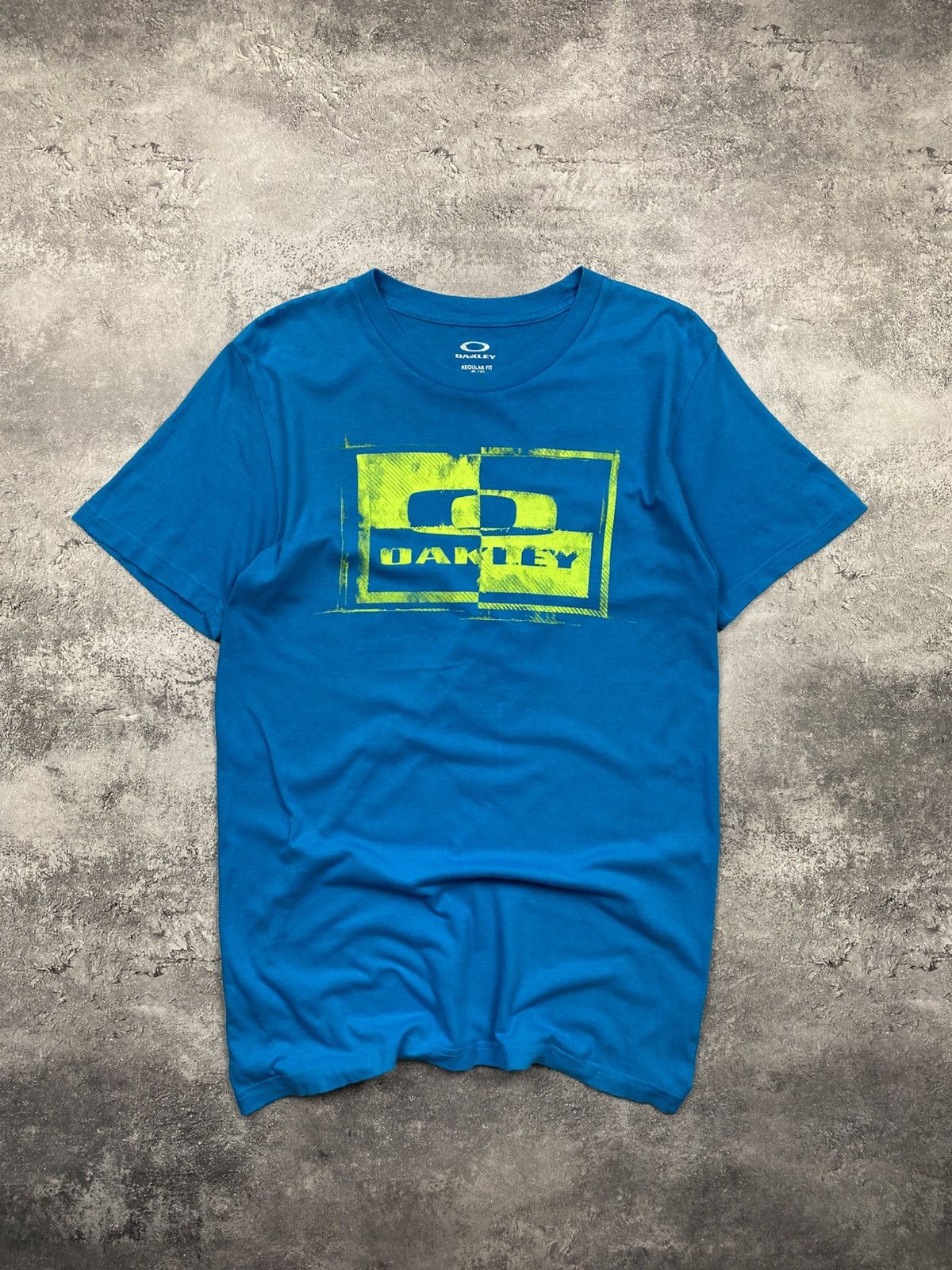 Oakley Vintage Oakley T-Shirt Big Logo Boxy Archival Japanese Y2K Size US S / EU 44-46 / 1 - 2 Thumbnail