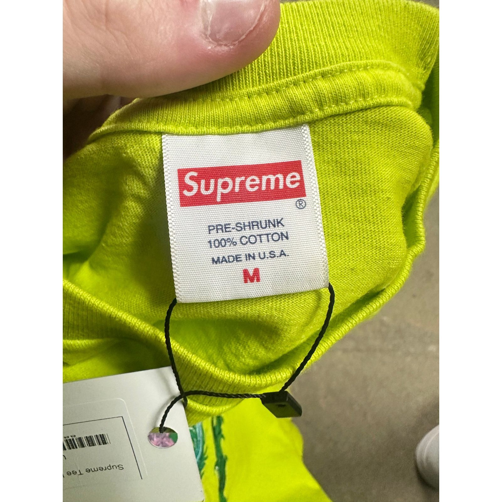 Supreme Supreme Tee Lime Neon Used Medium Size US M / EU 48-50 / 2 - 2 Thumbnail
