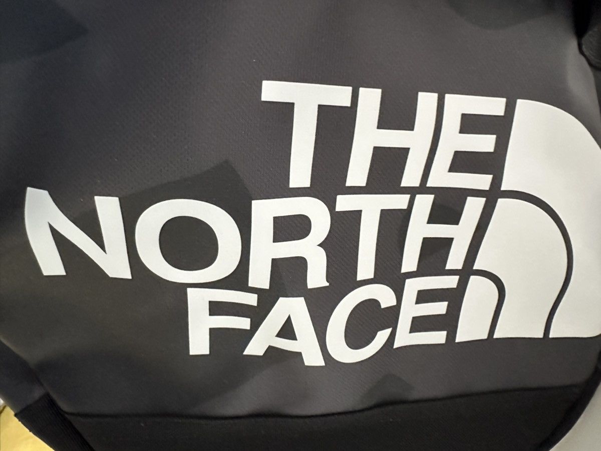 Kaws × The North Face Kaws x The North Face Basecamp Duffel Size ONE SIZE - 9 Thumbnail