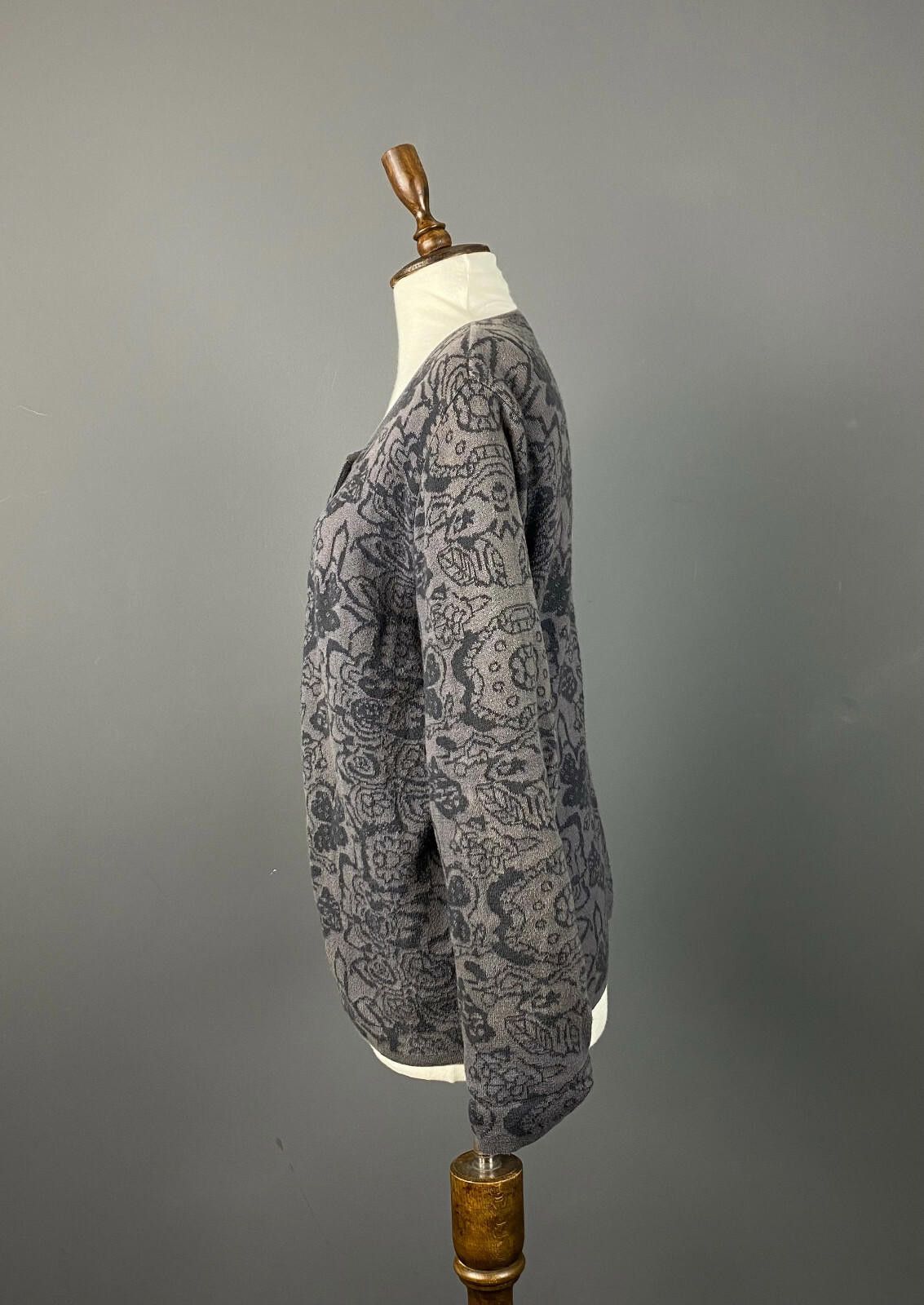 Designer Deerberg by Oska Gray Floral Pattern Cardigan Sweater Size M Size M / US 6-8 / IT 42-44 - 5 Thumbnail